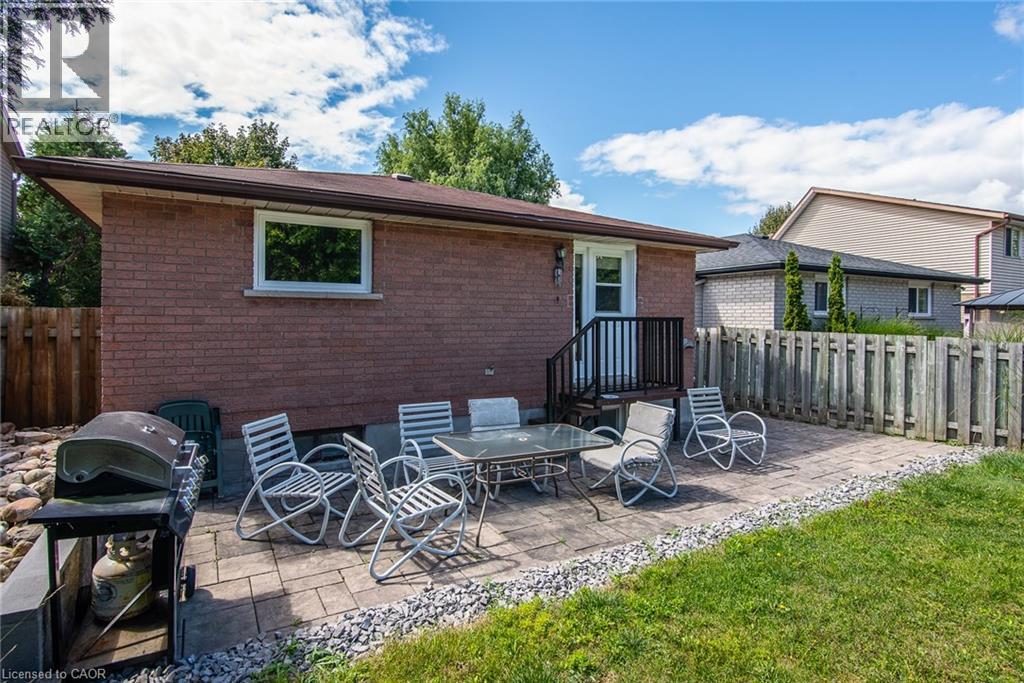 8 Pamela Place, Guelph, Ontario  N1H 8C9 - Photo 7 - 40769229