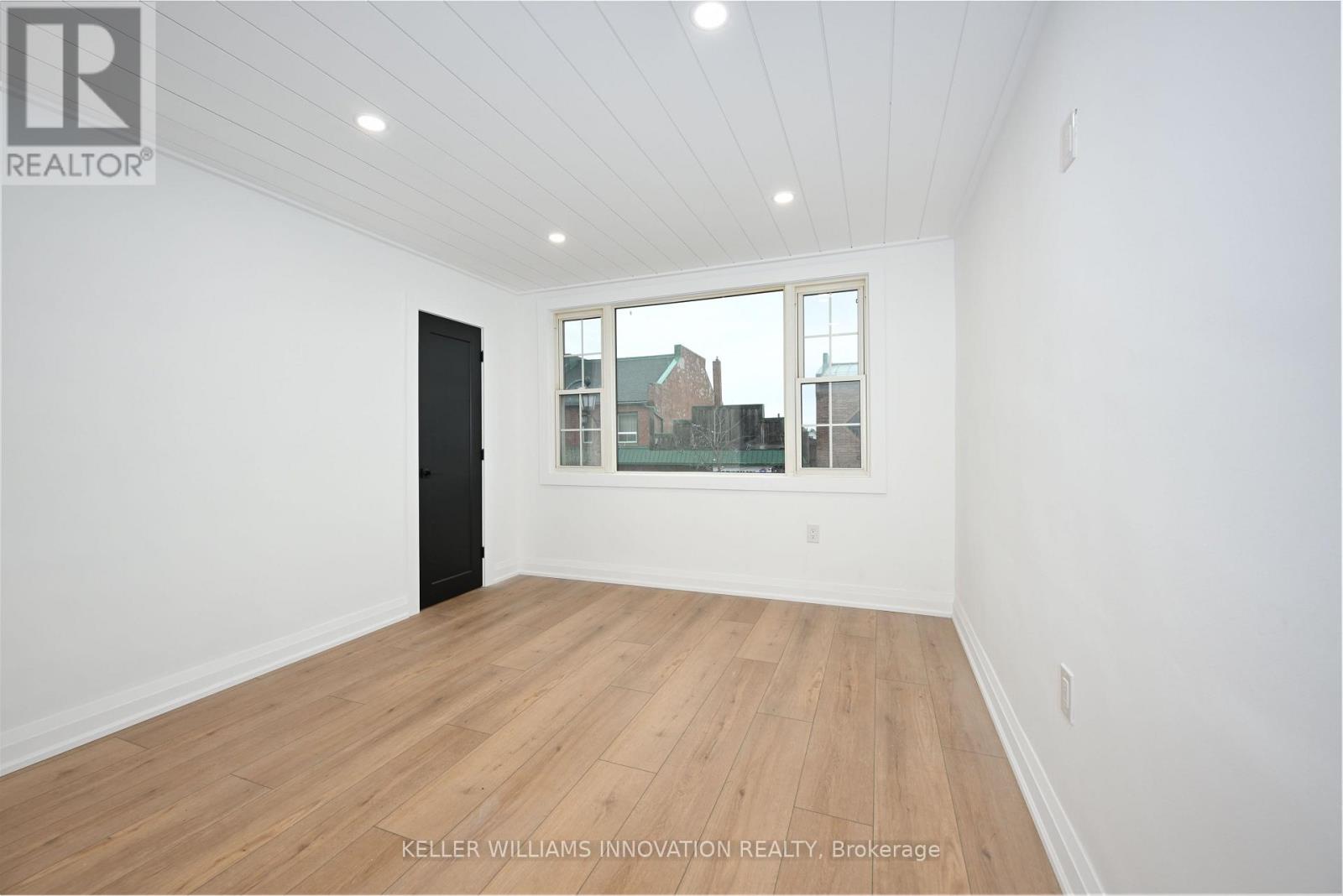 4968 King Street, Lincoln, Ontario  L3J 0R5 - Photo 11 - X12399344