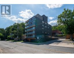 PENTHOUSE - 200 CHARLTON AVENUE E, Hamilton, Ontario
