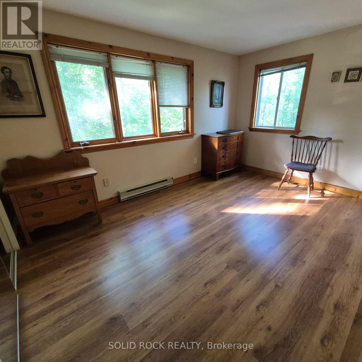 98 Mcleish Drive, Kawartha Lakes, Ontario  L0K 1W0 - Photo 6 - X12399371