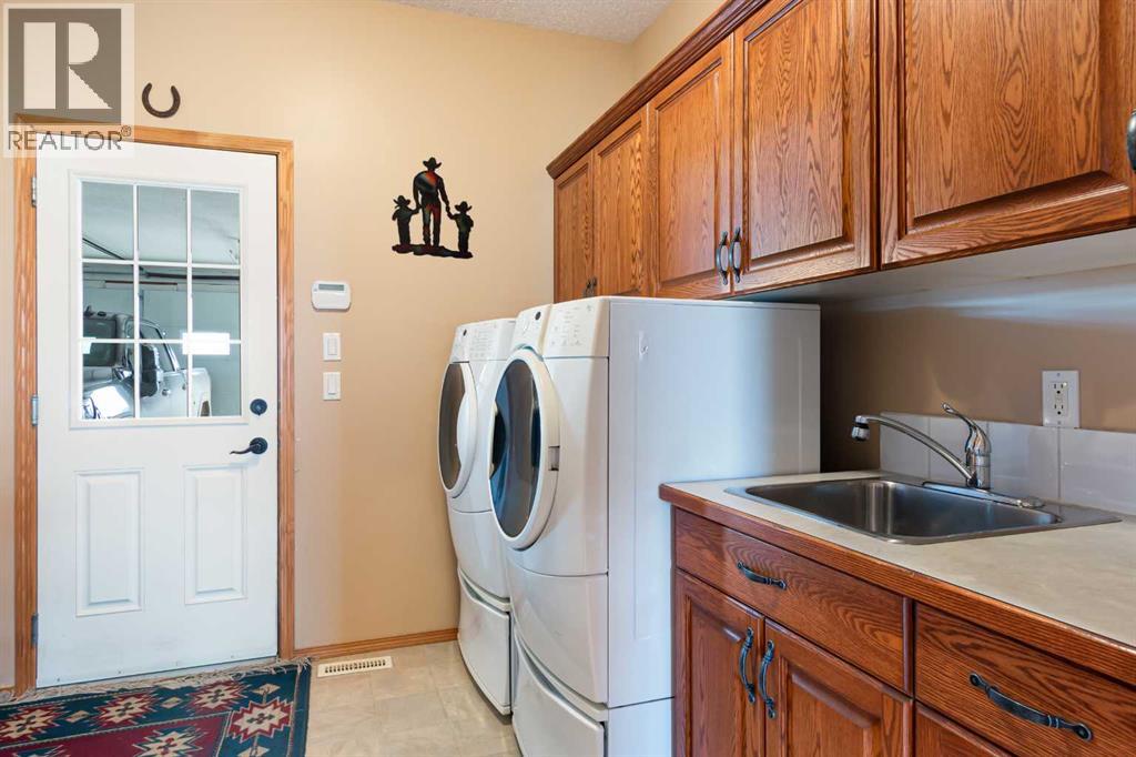 34126 Range Road 2-0, Rural Red Deer County, Alberta  T0M 0K0 - Photo 19 - A2255161