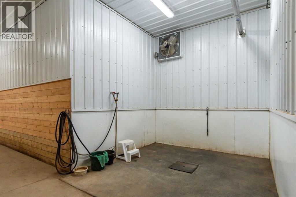 34126 Range Road 2-0, Rural Red Deer County, Alberta  T0M 0K0 - Photo 37 - A2255161