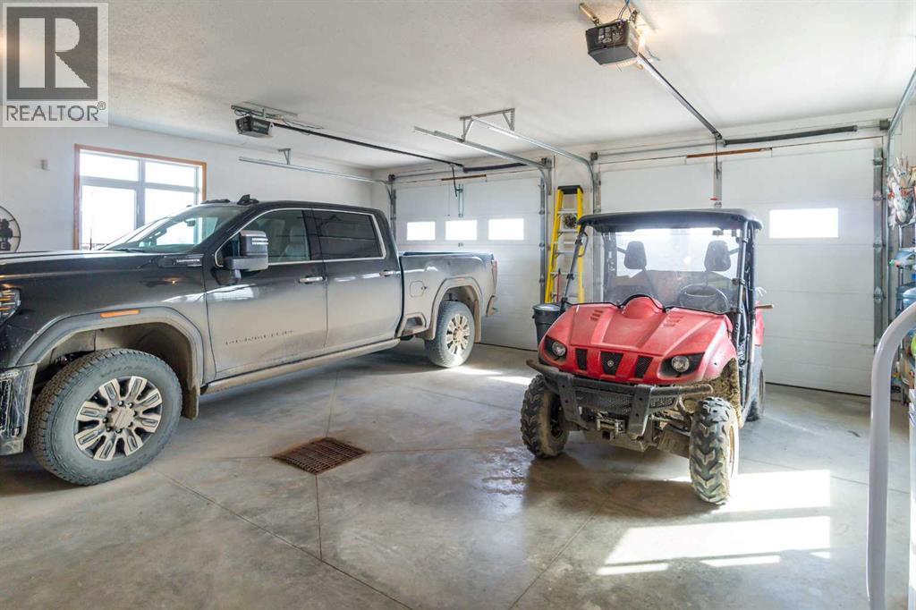 34126 Range Road 2-0, Rural Red Deer County, Alberta  T0M 0K0 - Photo 22 - A2255161