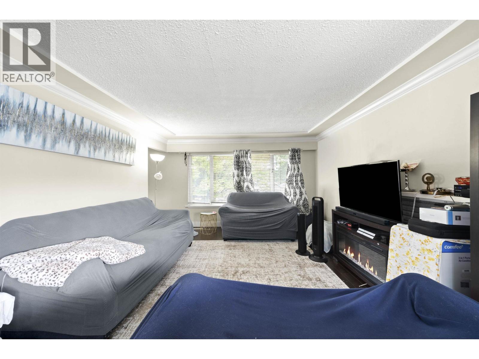 4835 Chatham Street, Vancouver, British Columbia  V5R 3Z1 - Photo 5 - R3047055
