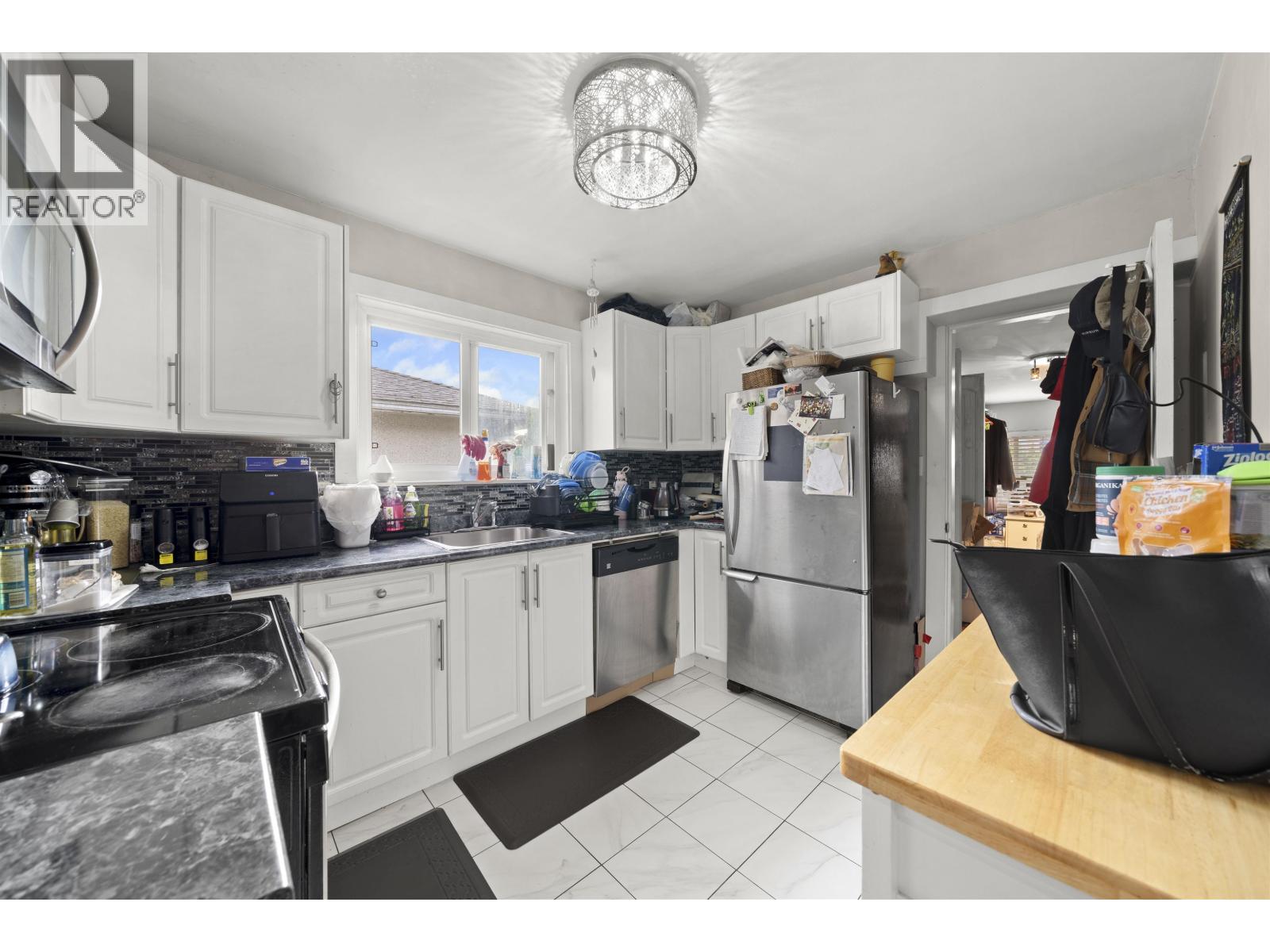 4835 Chatham Street, Vancouver, British Columbia  V5R 3Z1 - Photo 9 - R3047055