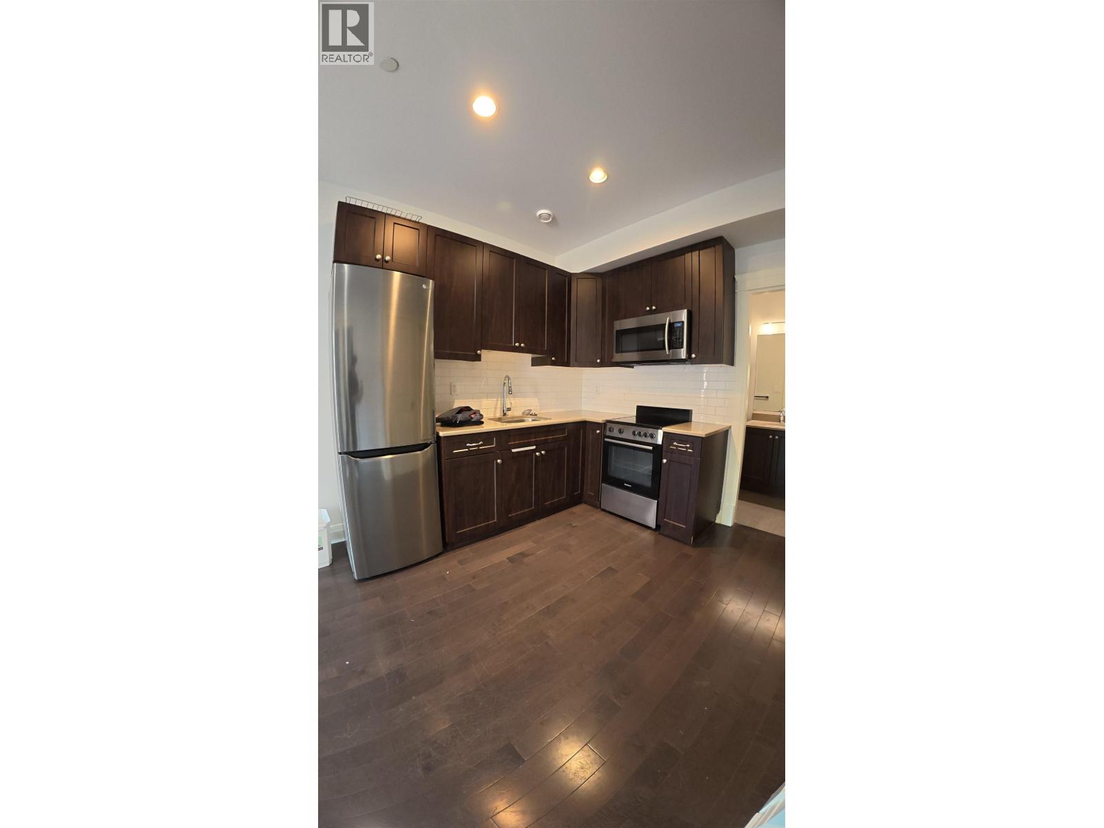 2826 W15TH AVE, Vancouver, British Columbia