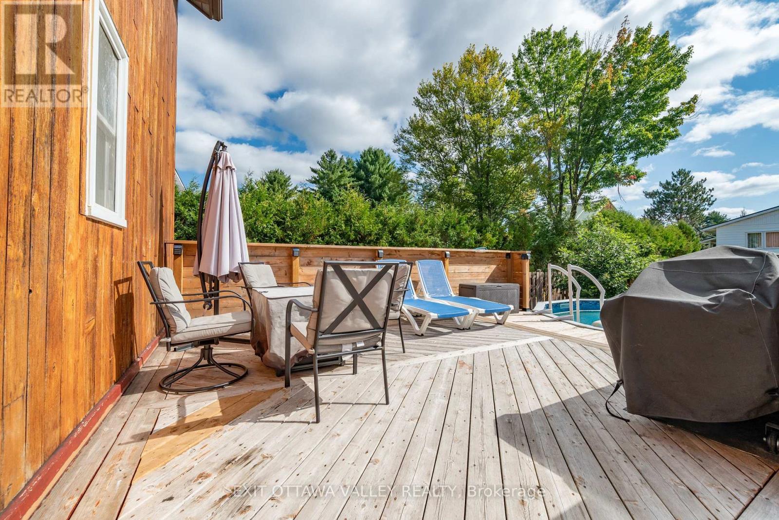 36 Thomas Street, Deep River, Ontario  K0J 1P0 - Photo 43 - X12399520