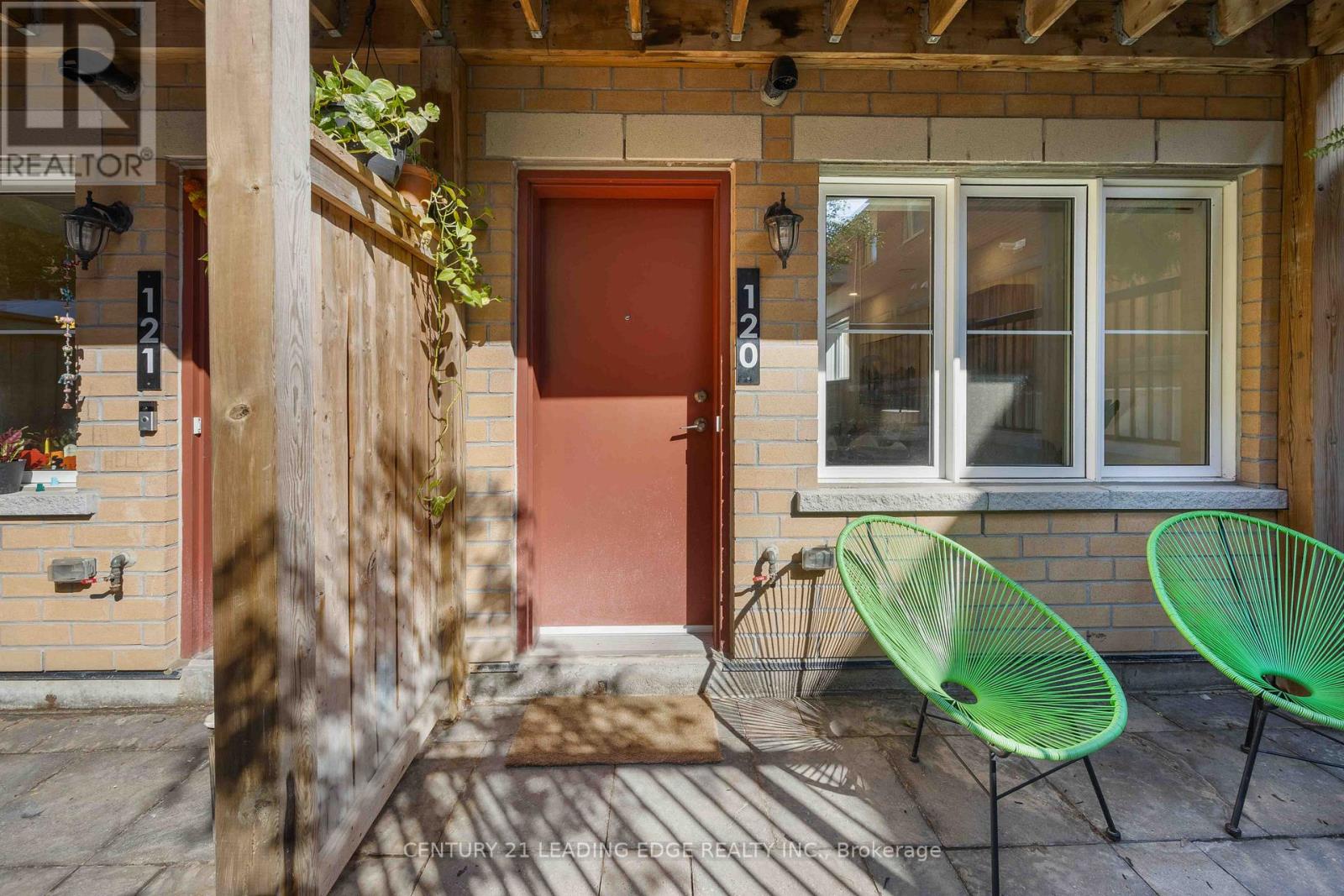 120 - 380 Hopewell Avenue, Toronto, Ontario  M6E 2S2 - Photo 6 - W12398552