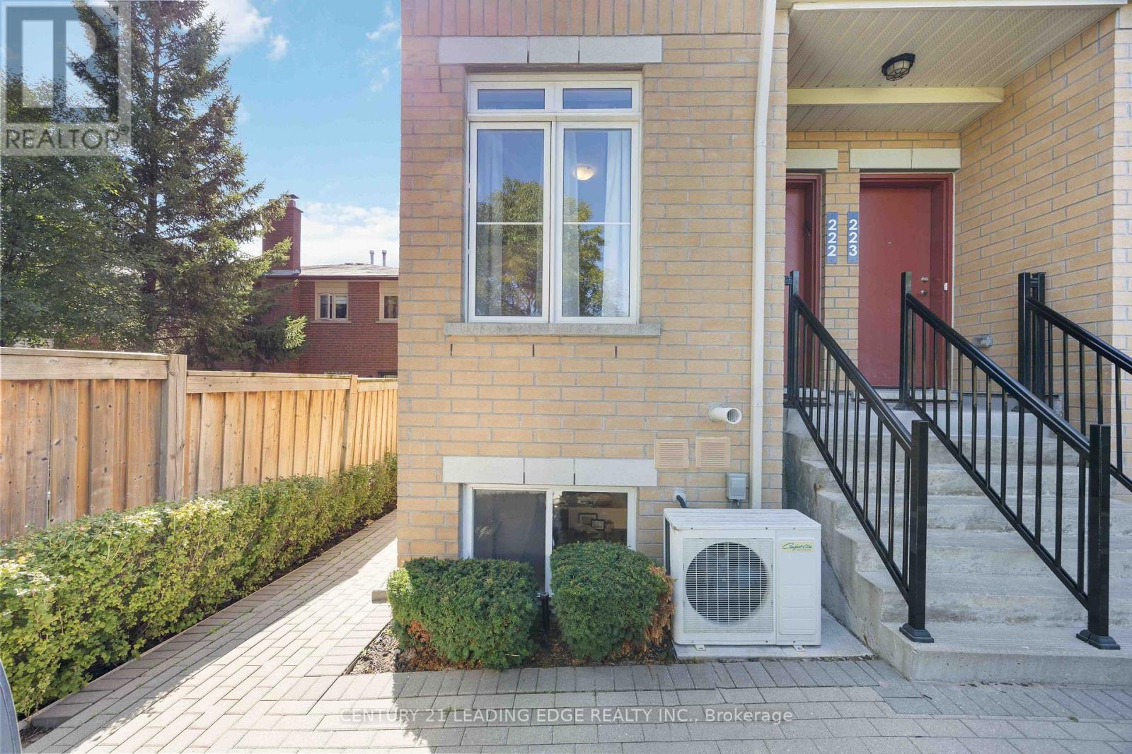 120 - 380 Hopewell Avenue, Toronto, Ontario  M6E 2S2 - Photo 48 - W12398552