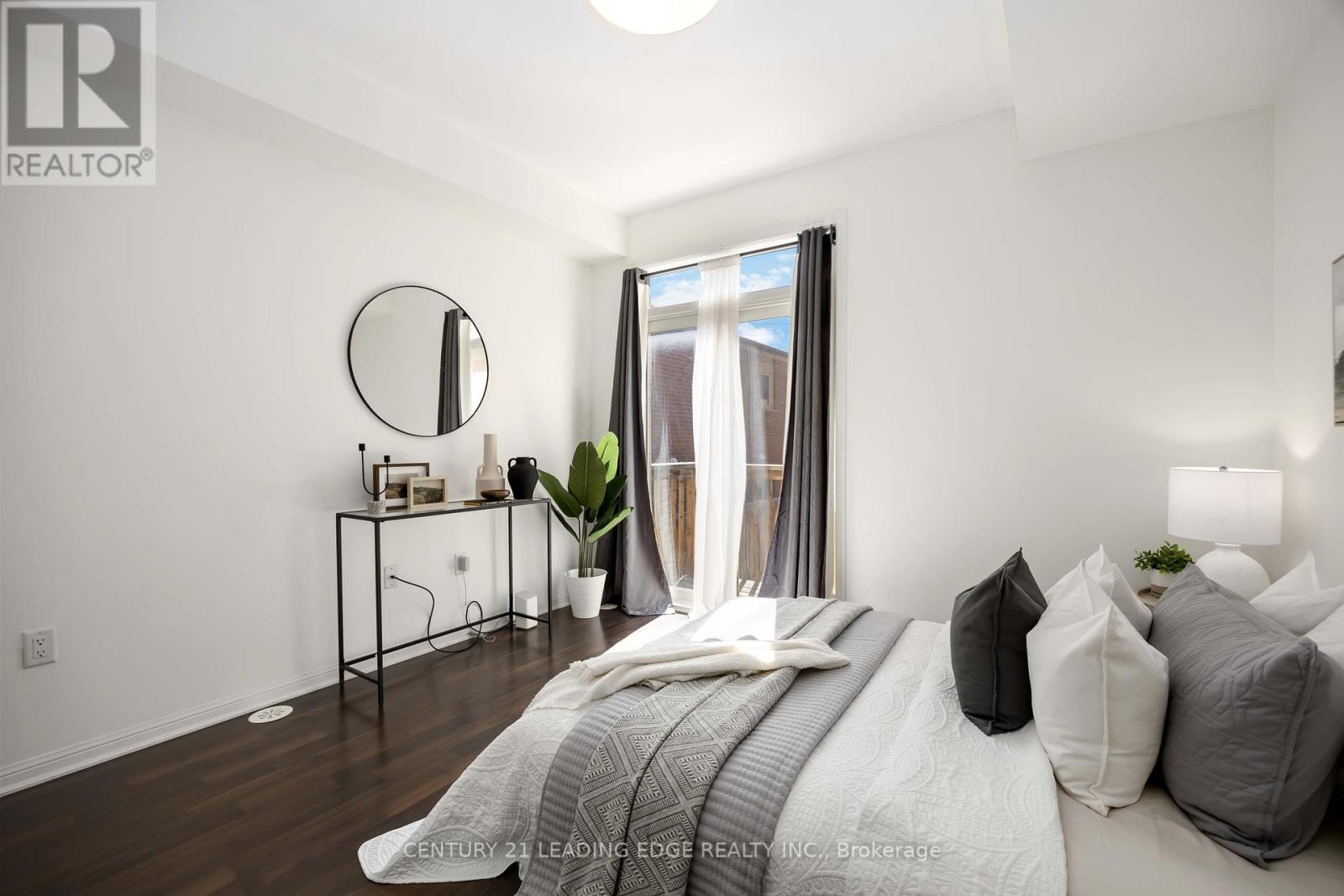 120 - 380 Hopewell Avenue, Toronto, Ontario  M6E 2S2 - Photo 40 - W12398552