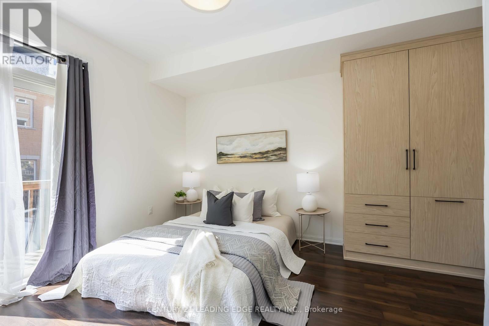 120 - 380 Hopewell Avenue, Toronto, Ontario  M6E 2S2 - Photo 41 - W12398552