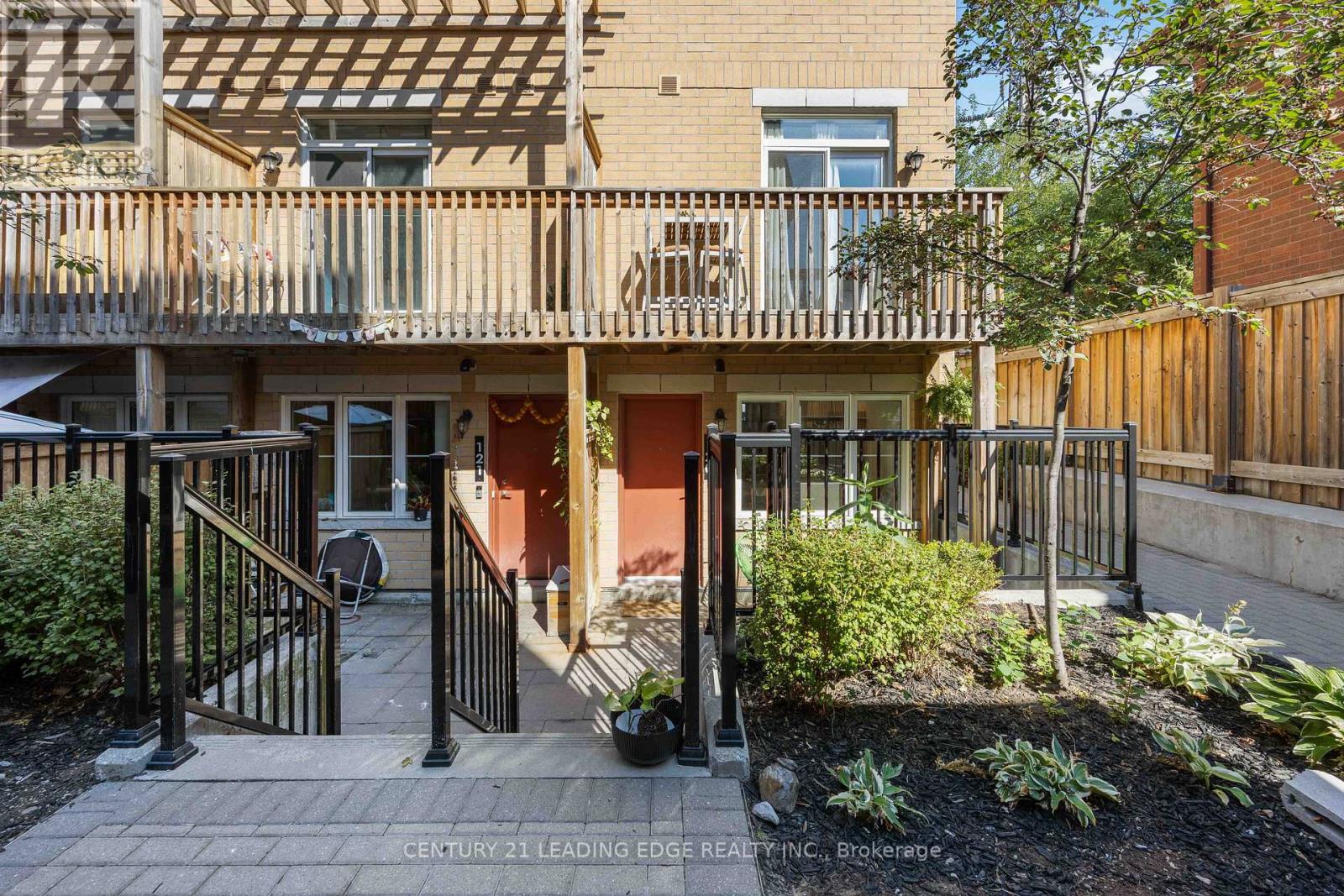 120 - 380 Hopewell Avenue, Toronto, Ontario  M6E 2S2 - Photo 9 - W12398552