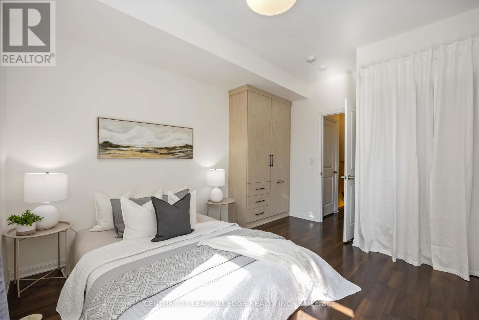 120 - 380 Hopewell Avenue, Toronto, Ontario  M6E 2S2 - Photo 42 - W12398552