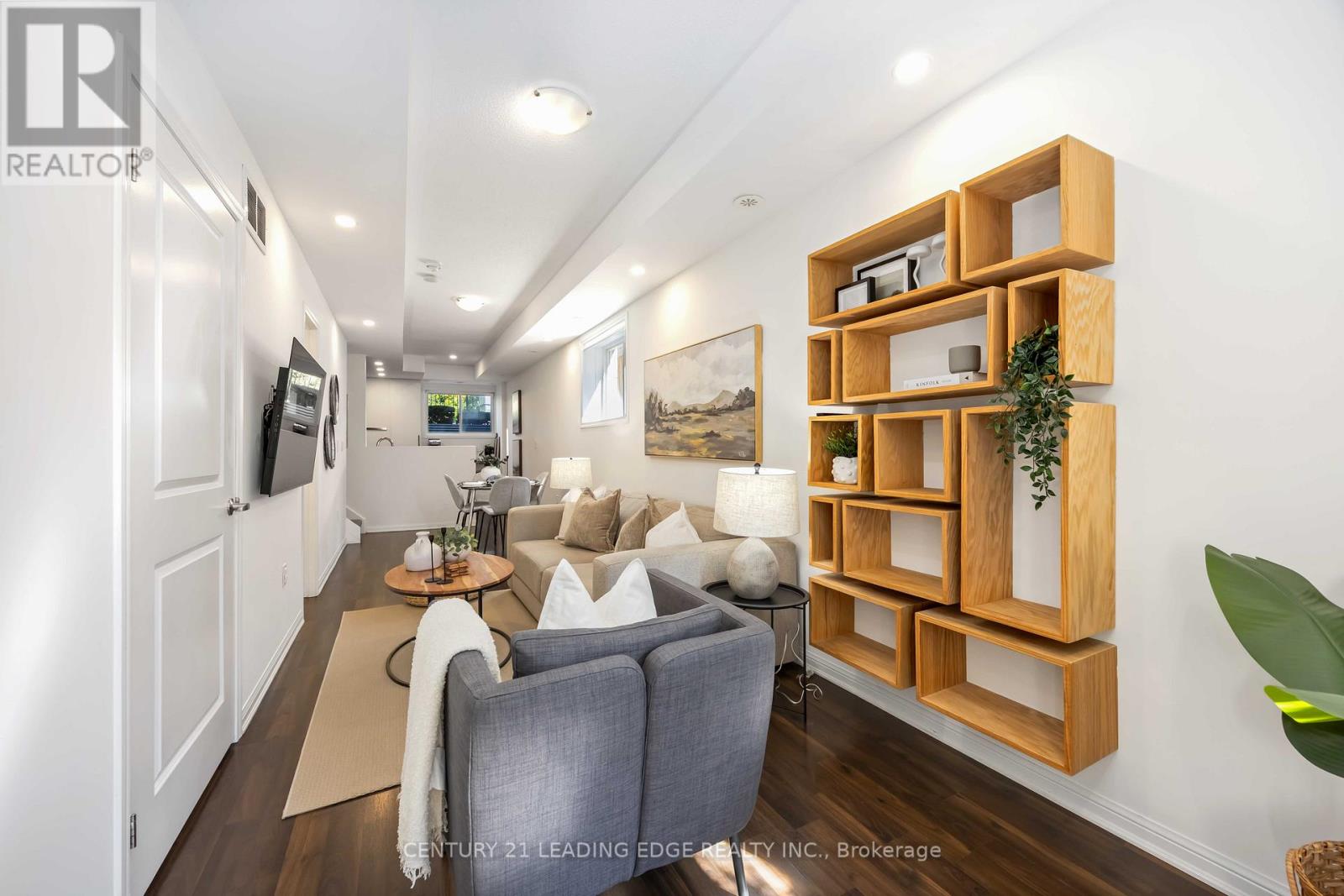 120 - 380 Hopewell Avenue, Toronto, Ontario  M6E 2S2 - Photo 13 - W12398552