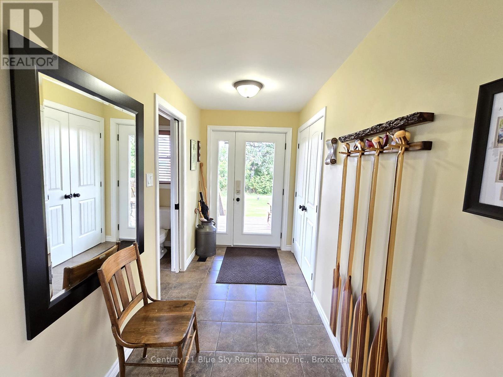 167 English Line, Powassan, Ontario  P0H 1Z0 - Photo 4 - X12399542