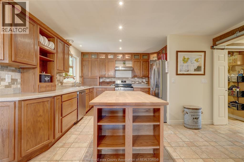 323 County Rd 27 East, Kingsville, Ontario  N0R 1V0 - Photo 15 - 25023237