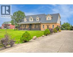 323 COUNTY RD 27 East, Kingsville, Ontario