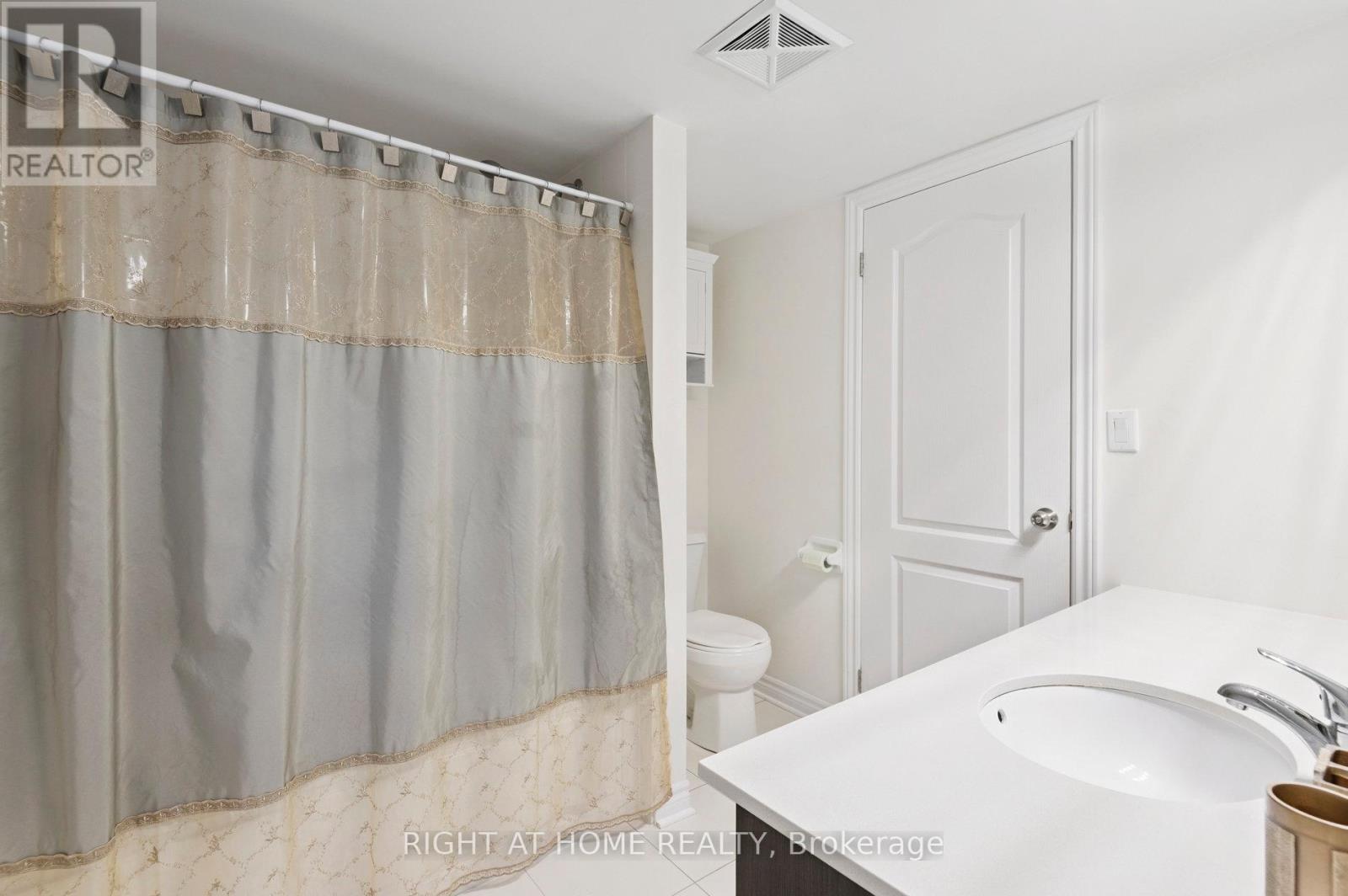 14 - 1255 Bridletowne Circle, Toronto, Ontario  M1W 0A5 - Photo 32 - E12393133