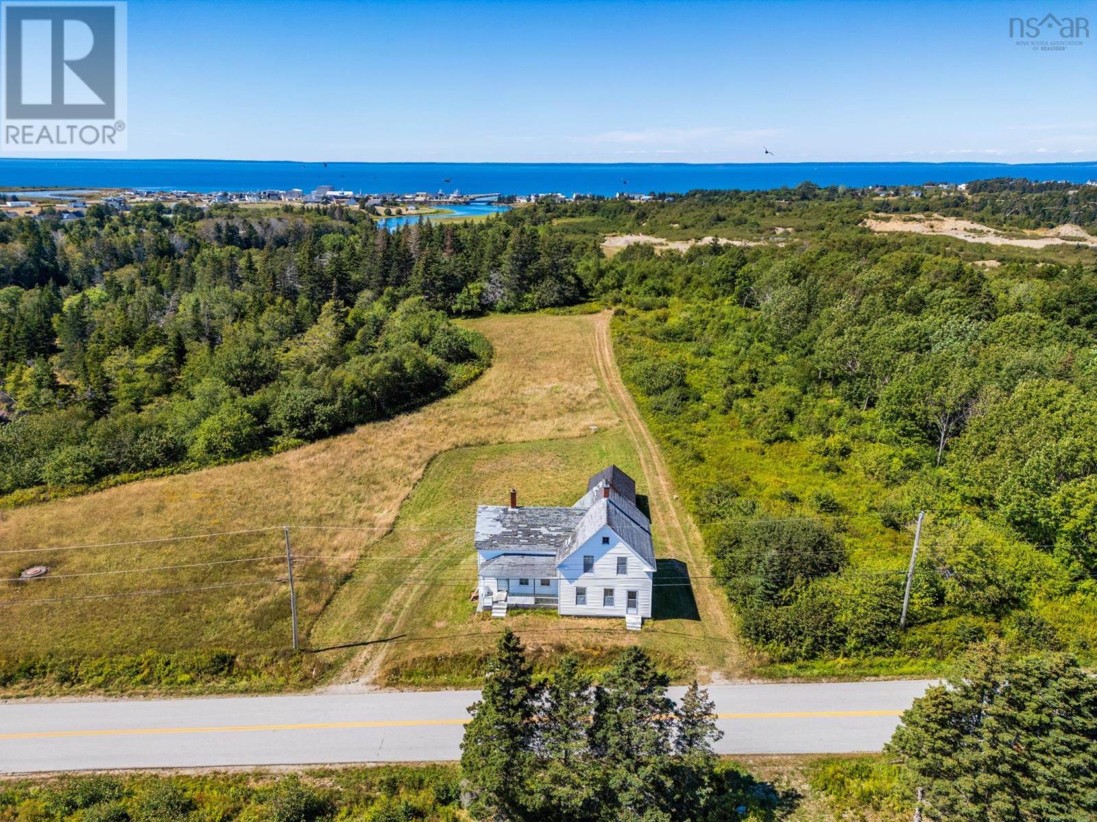 283 Dentremont Rd, Meteghan River, Nova Scotia  B0W 2L0 - Photo 6 - 202523169