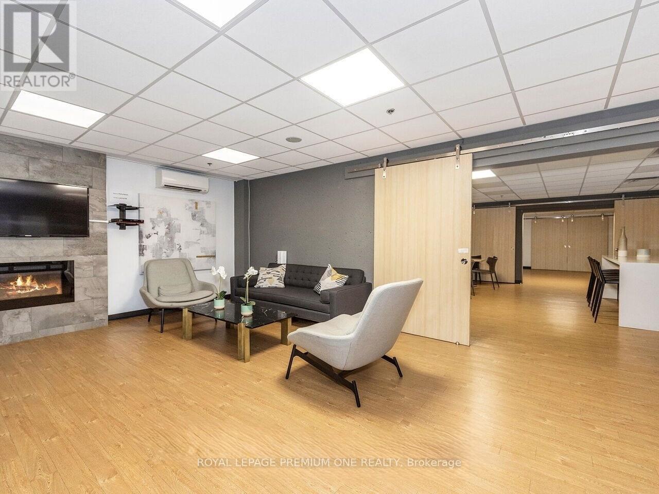 608 - 60 Southport Street, Toronto (High Park-Swansea), Ontario  M6S 3N4 - Photo 35 - W12391612