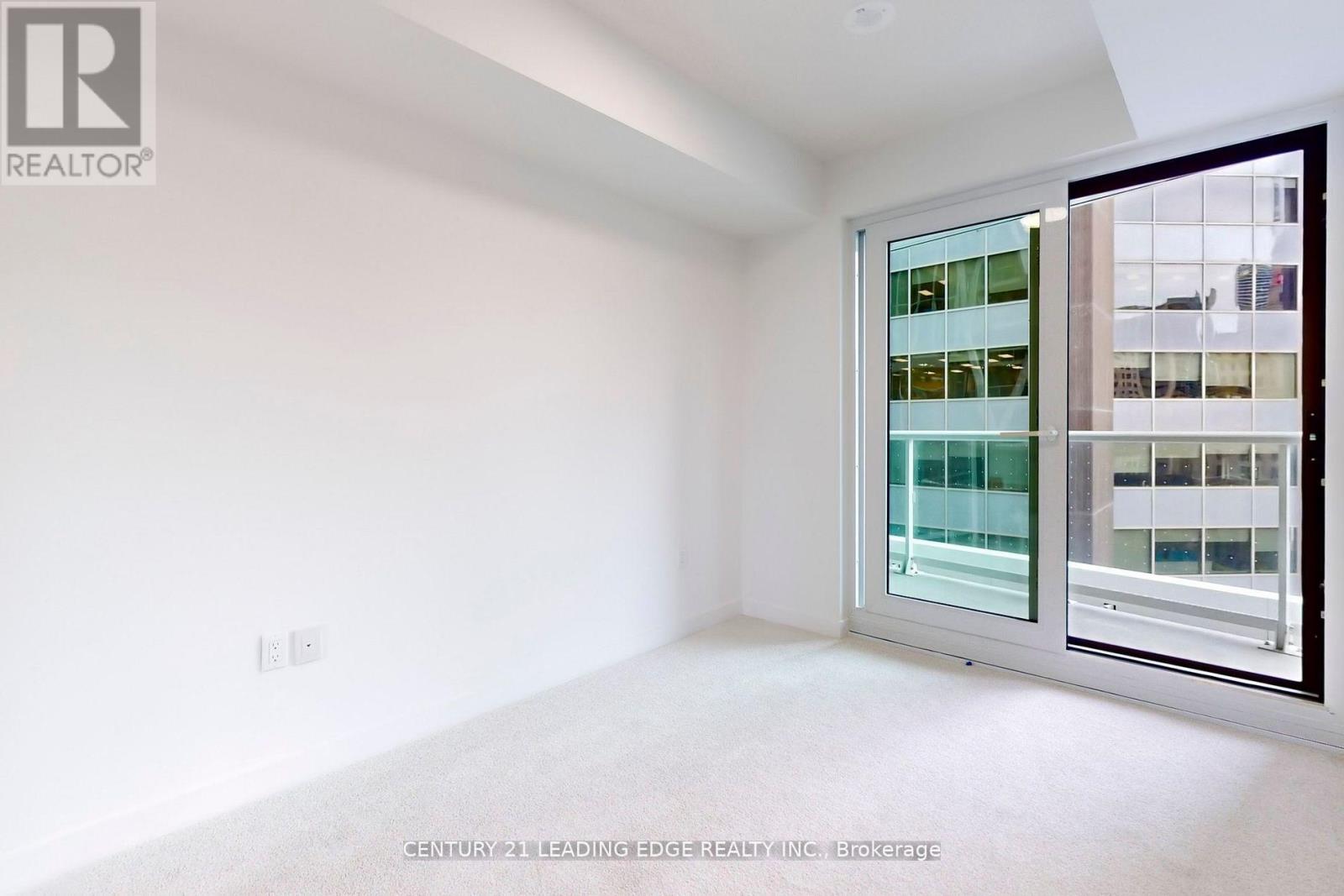 1330 - 230 Simcoe Street, Toronto, Ontario M5T 0G7 - Photo 5 - C12399581