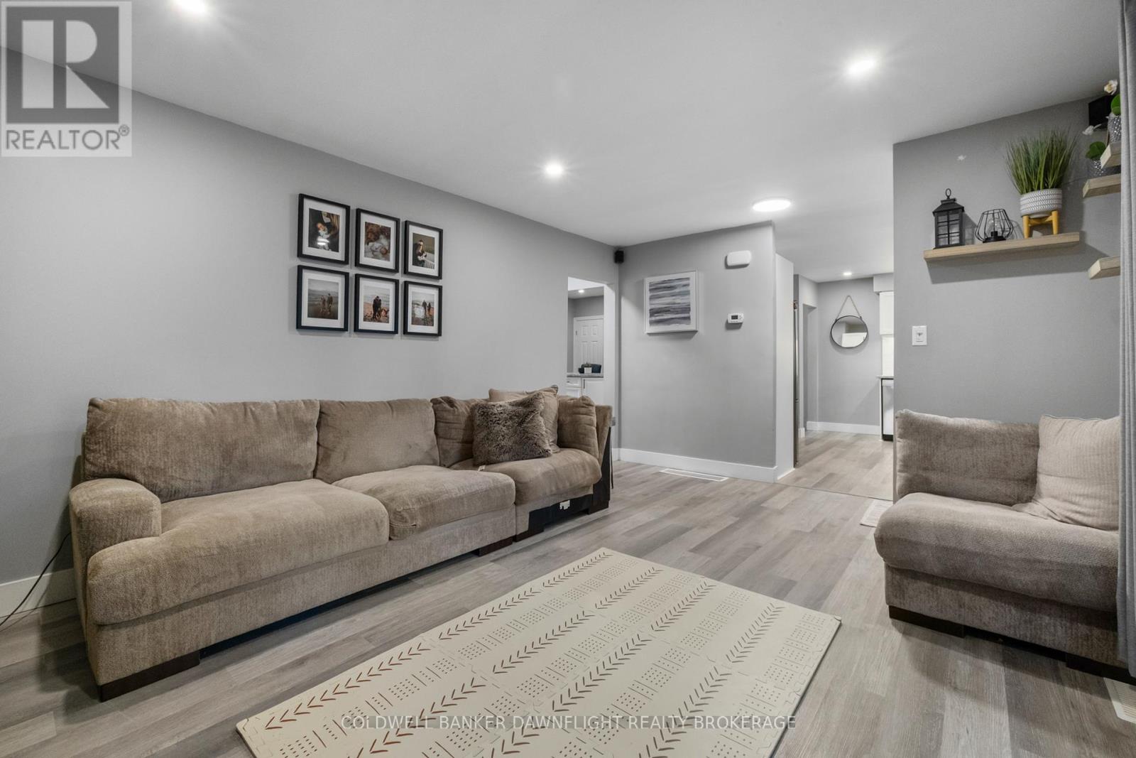 329 Marlborough Street, South Huron, Ontario  N0M 1S2 - Photo 10 - X12399699