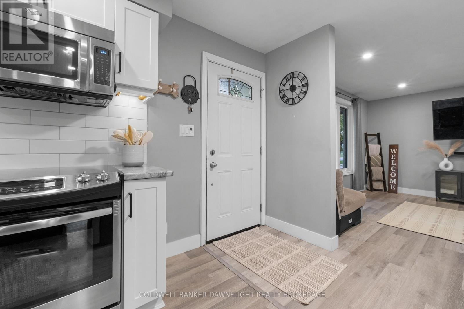 329 Marlborough Street, South Huron, Ontario  N0M 1S2 - Photo 5 - X12399699