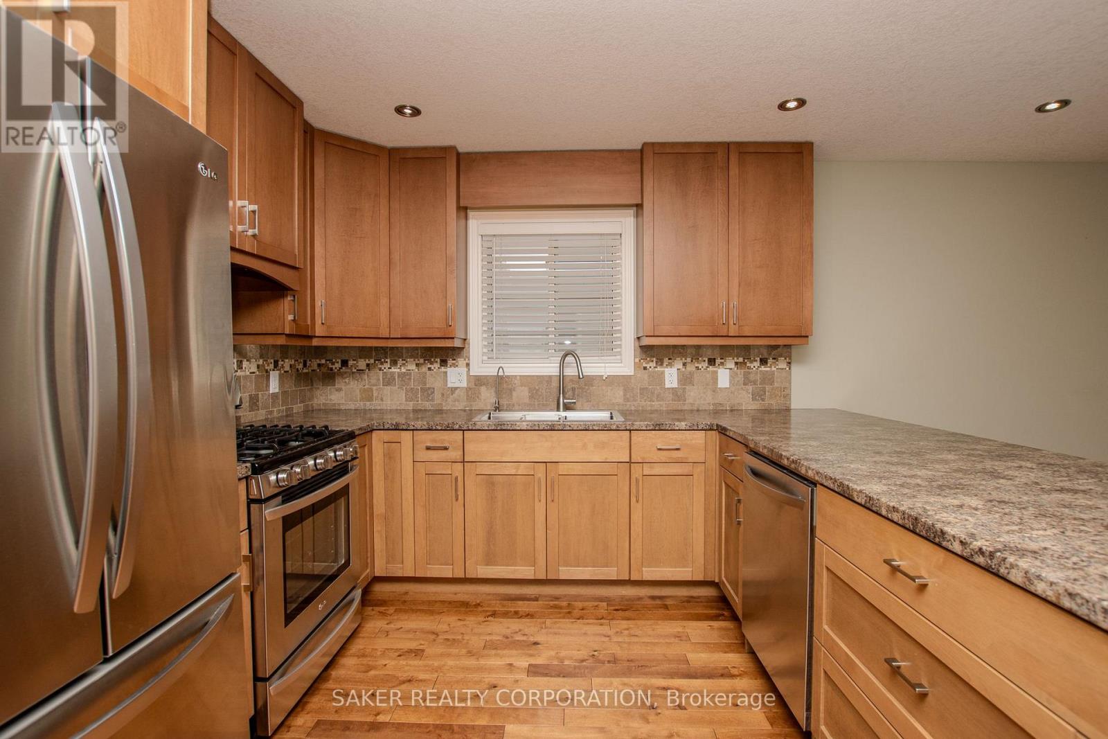 3385 Emilycarr Lane, London South, Ontario  N6L 0A3 - Photo 7 - X12399791