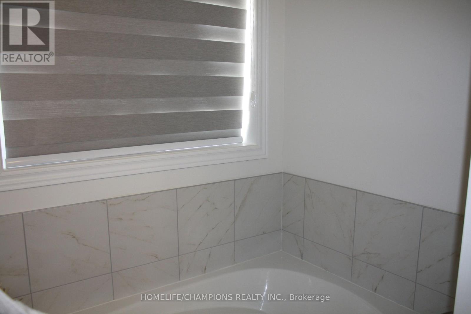 50 Air Dancer Crescent, Oshawa, Ontario  L1L 0V3 - Photo 14 - E12399584