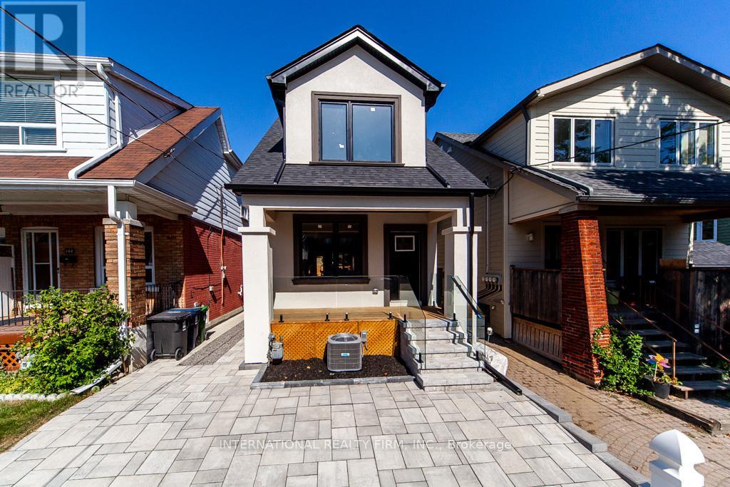 186 MILVERTON BOULEVARD, Toronto, Ontario