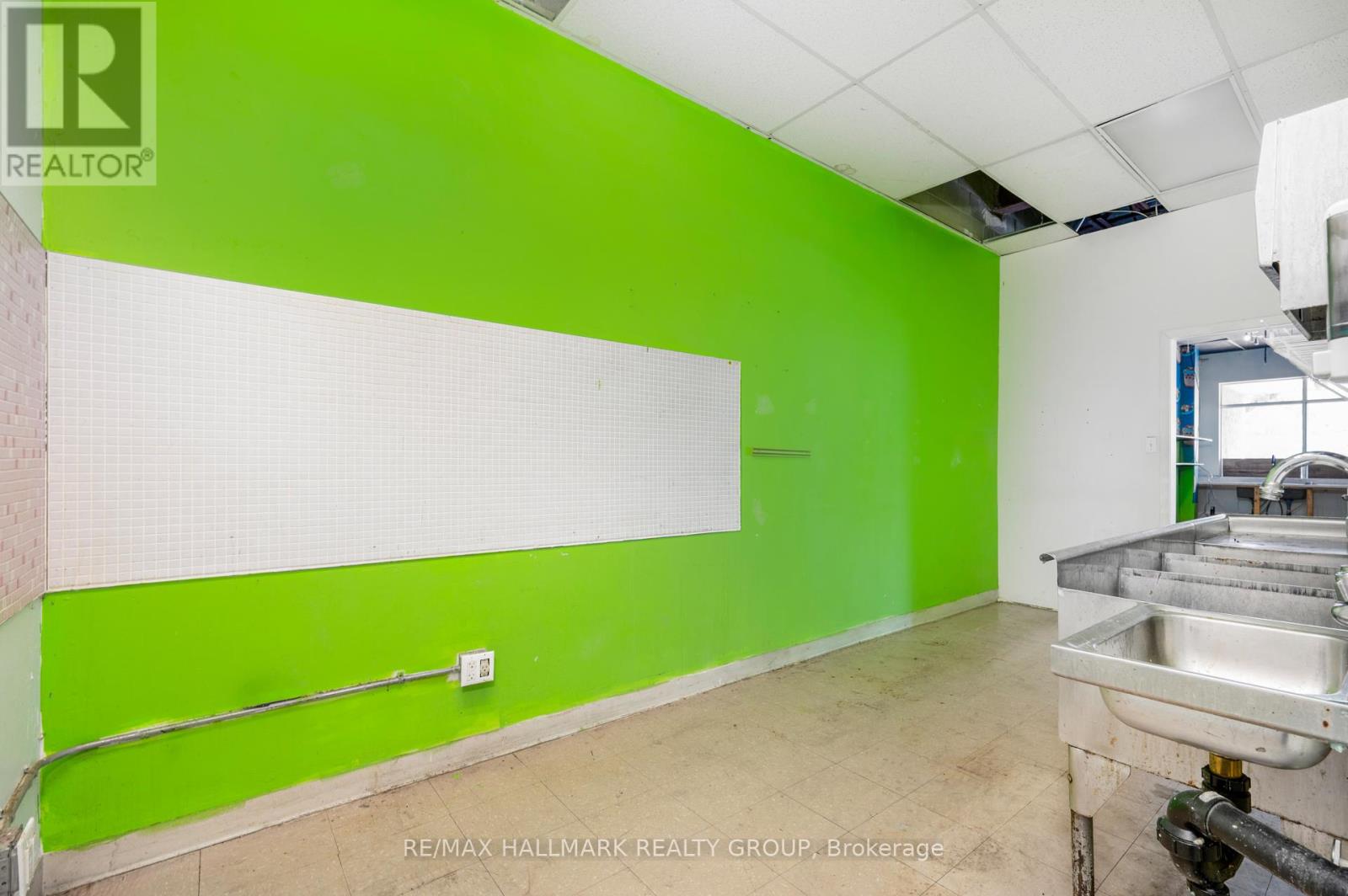 843-839 Somerset Street W, Ottawa, Ontario  K1R 6R6 - Photo 33 - X12399644