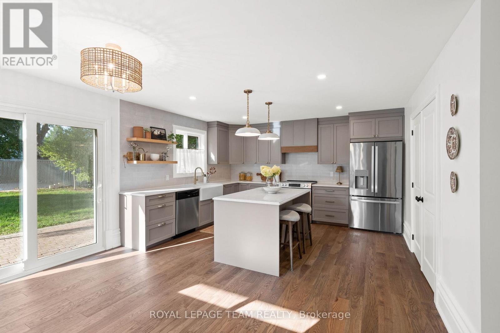 414 James Street W, Prescott, Ontario  K0E 1T0 - Photo 12 - X12399697