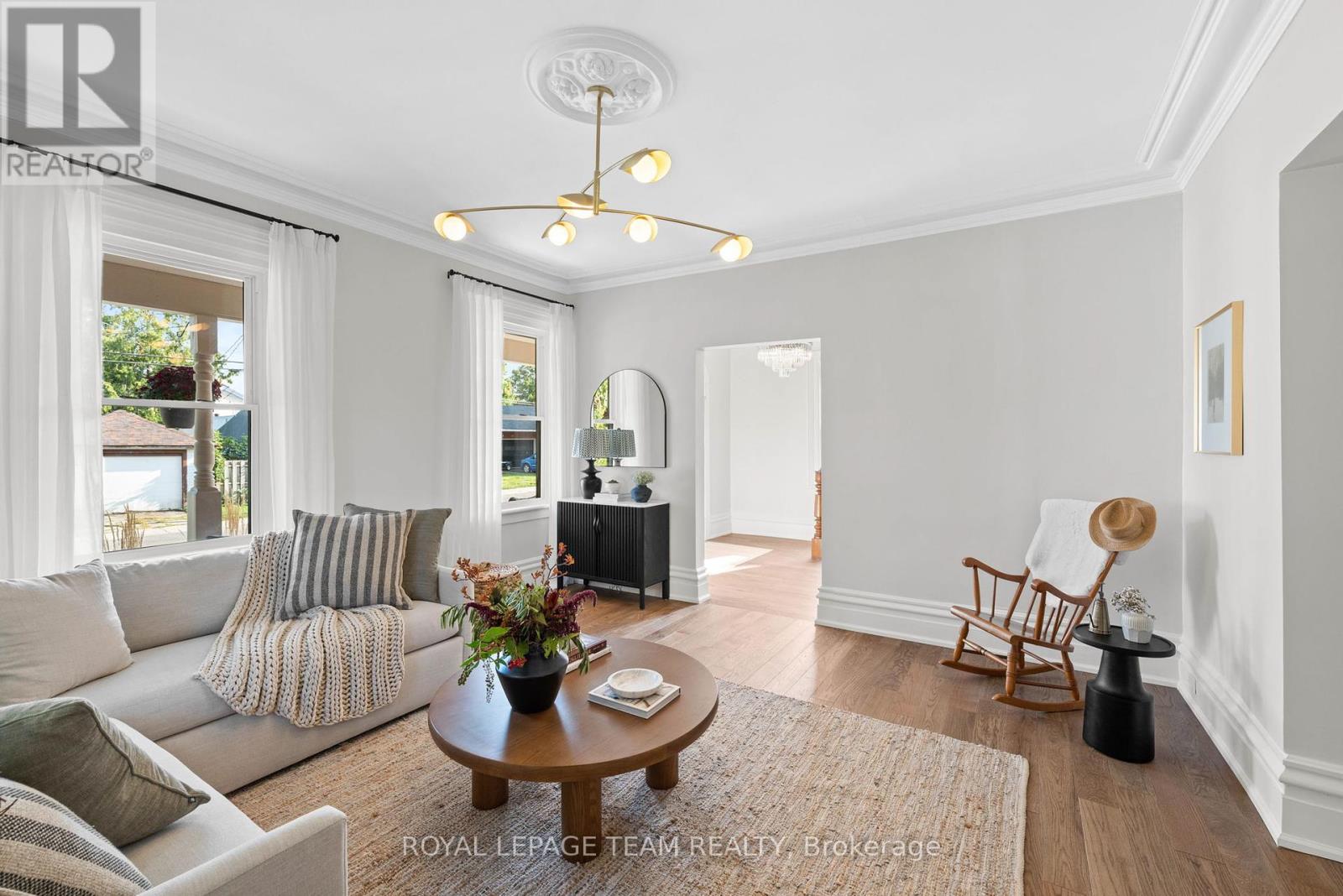 414 James Street W, Prescott, Ontario  K0E 1T0 - Photo 8 - X12399697