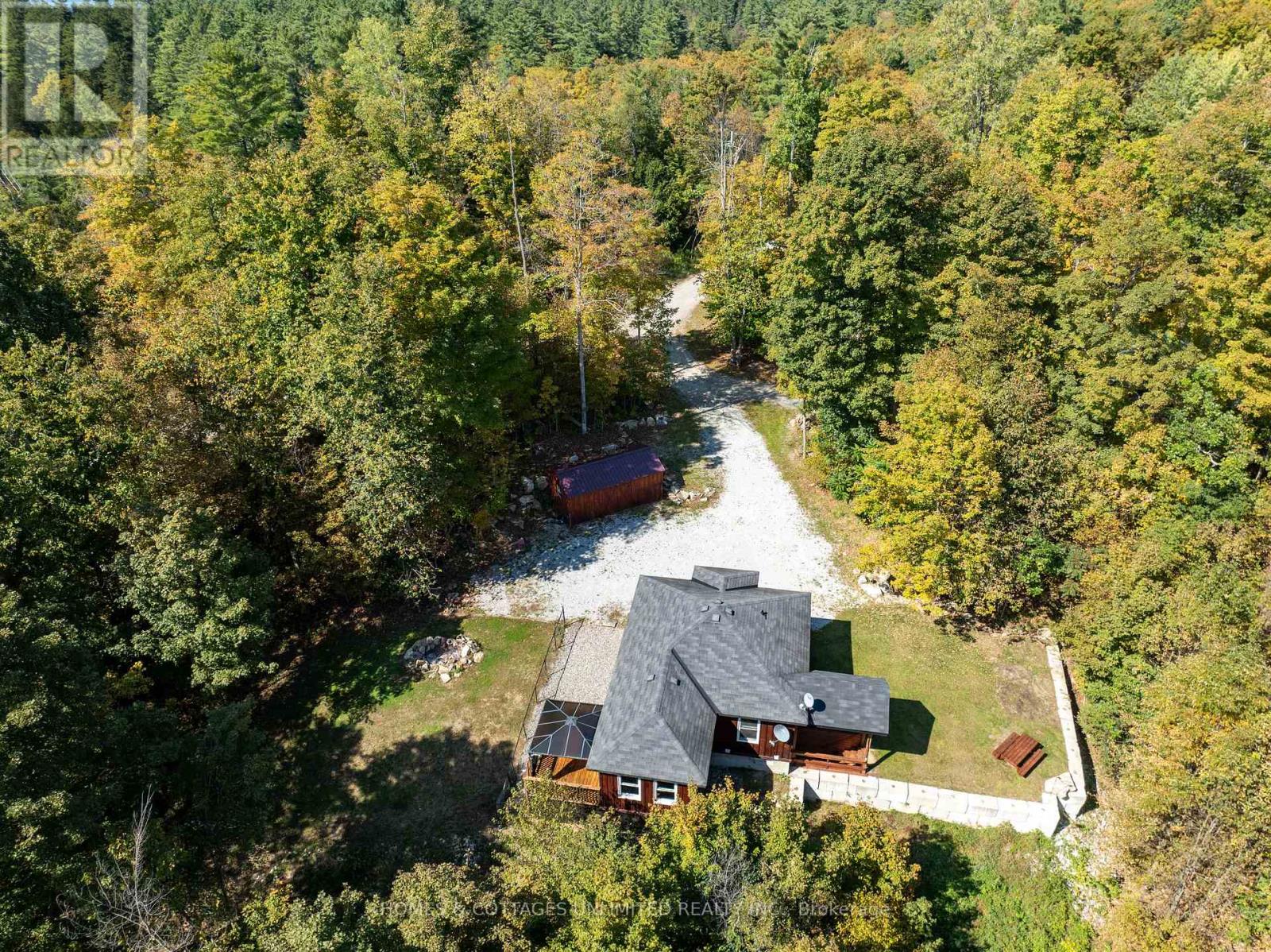 1037a Palmerston Crescent, Frontenac (Frontenac North), Ontario  K0H 2R0 - Photo 23 - X12399745