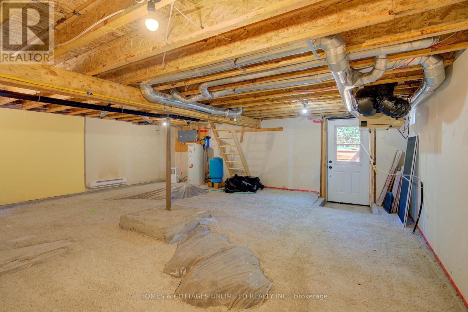 1037a Palmerston Crescent, Frontenac (Frontenac North), Ontario  K0H 2R0 - Photo 24 - X12399745