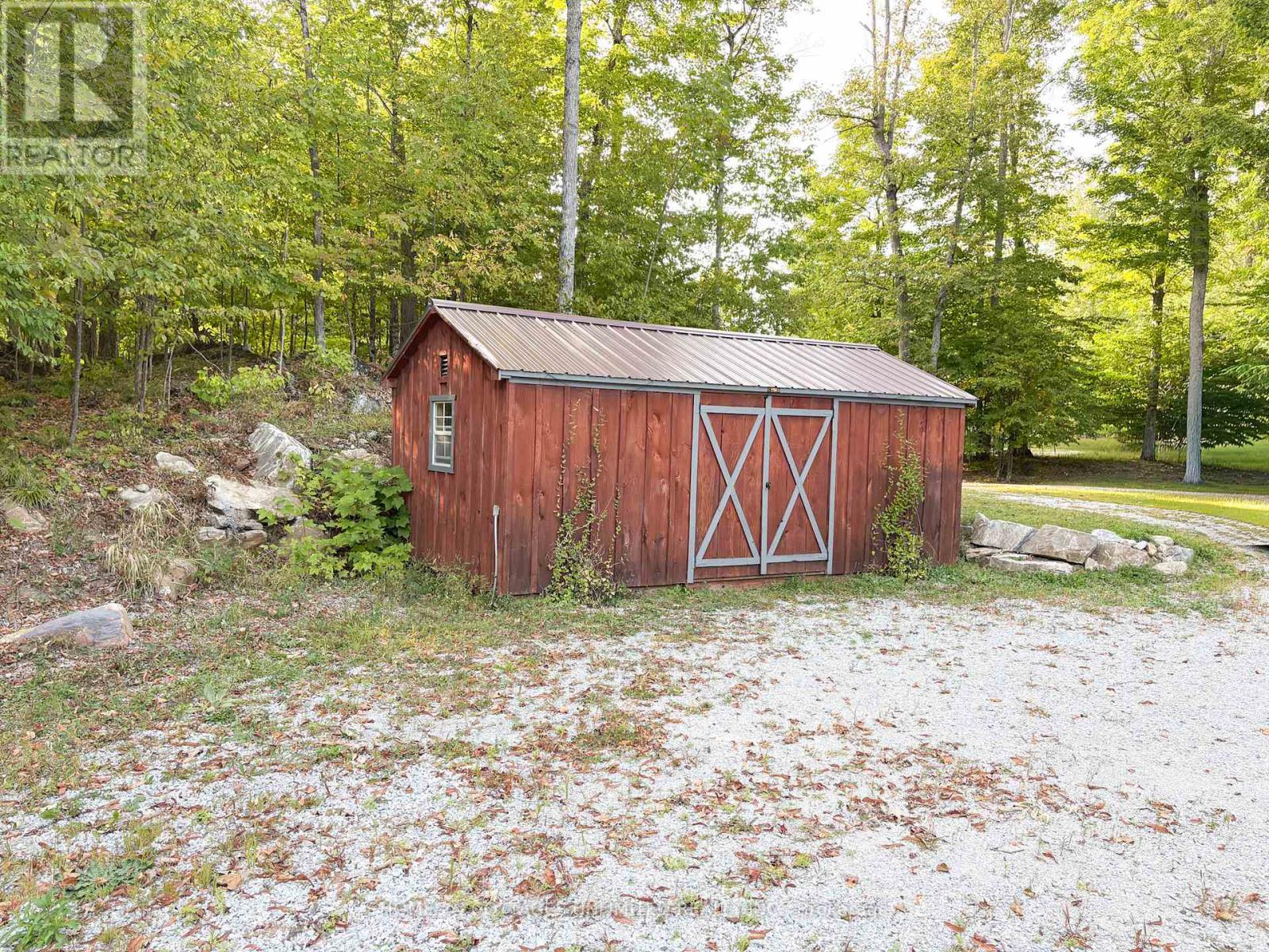 1037a Palmerston Crescent, Frontenac (Frontenac North), Ontario  K0H 2R0 - Photo 9 - X12399745