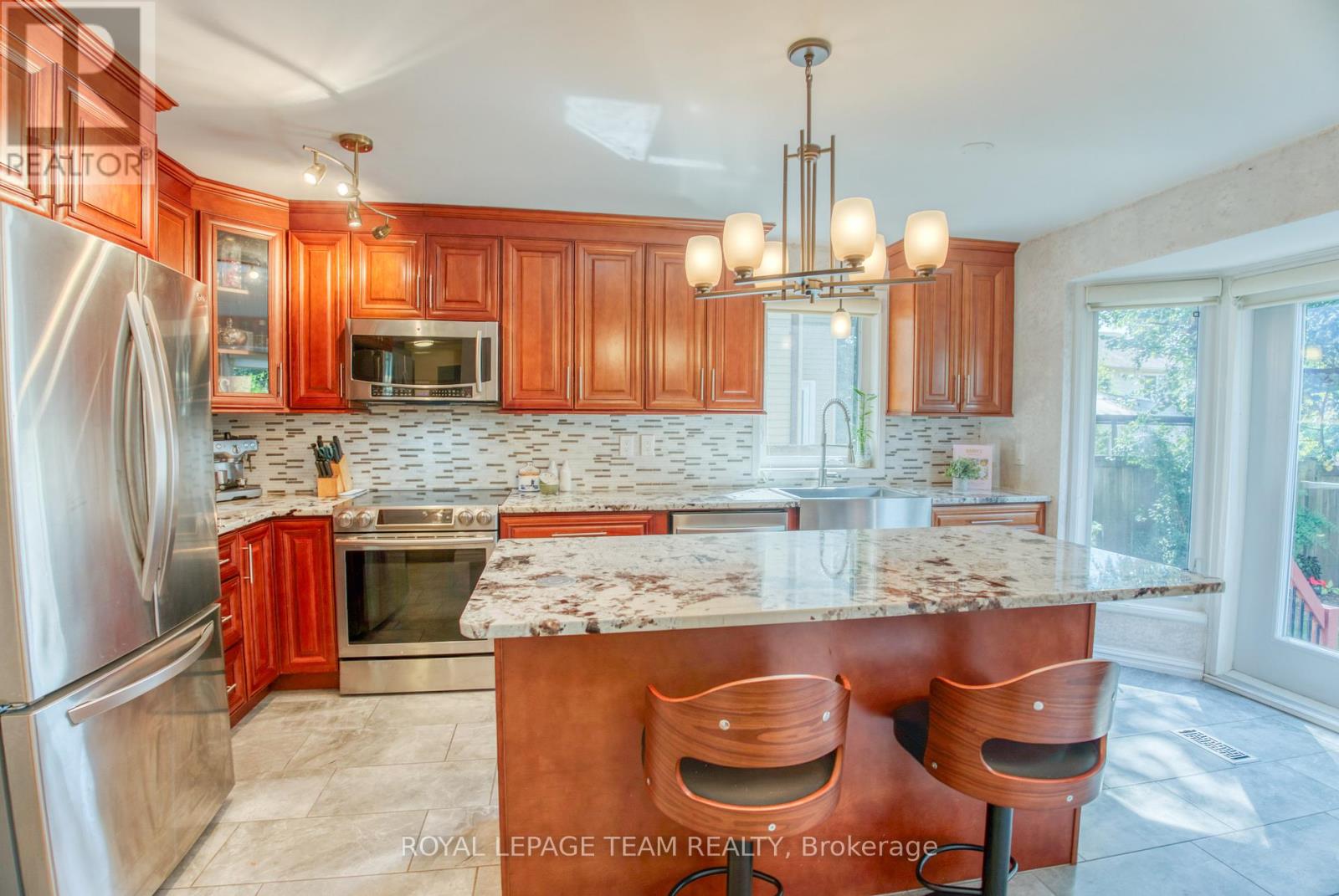 8 Huntsman Crescent, Ottawa, Ontario  K2M 1J2 - Photo 13 - X12399784