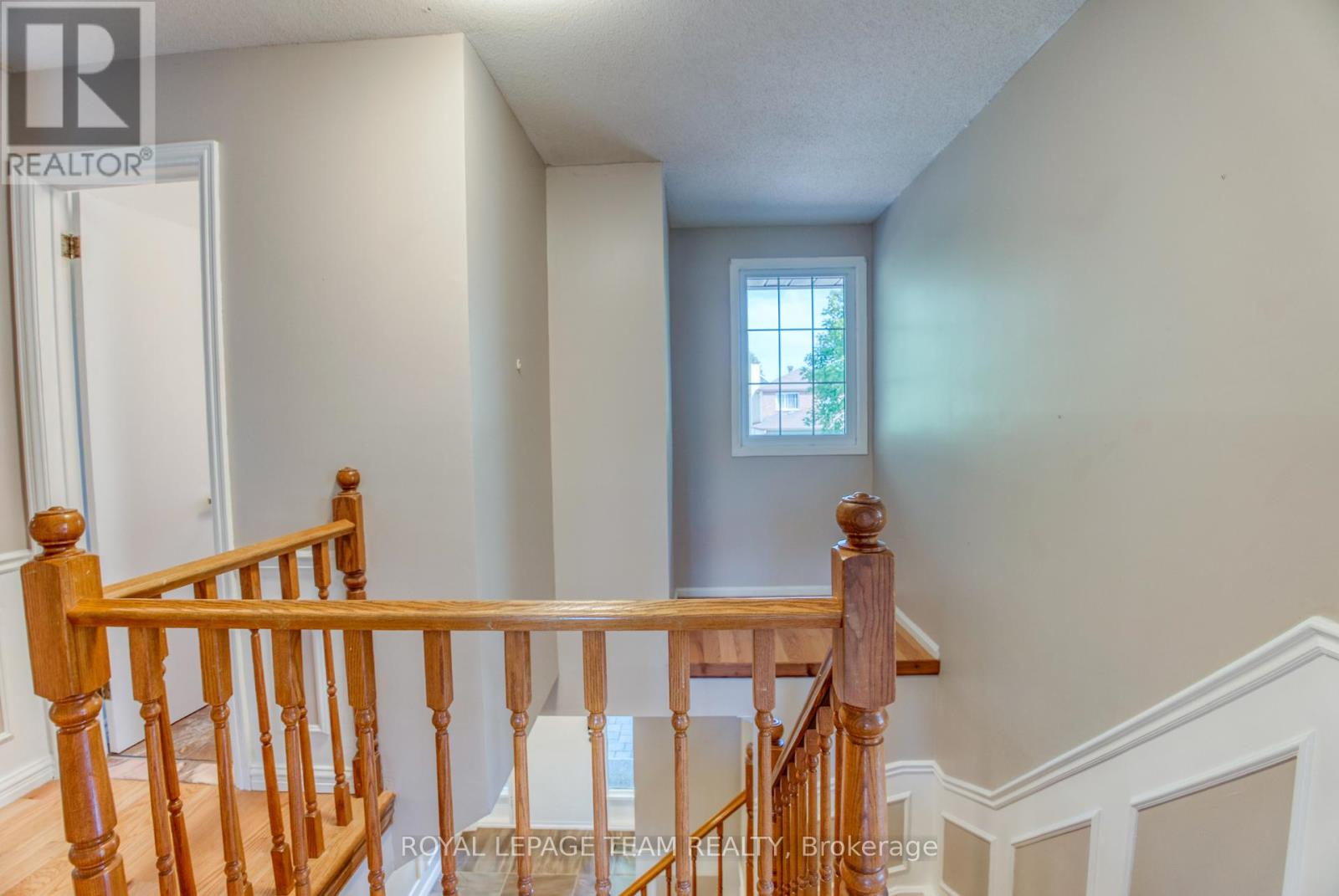 8 Huntsman Crescent, Ottawa, Ontario  K2M 1J2 - Photo 20 - X12399784