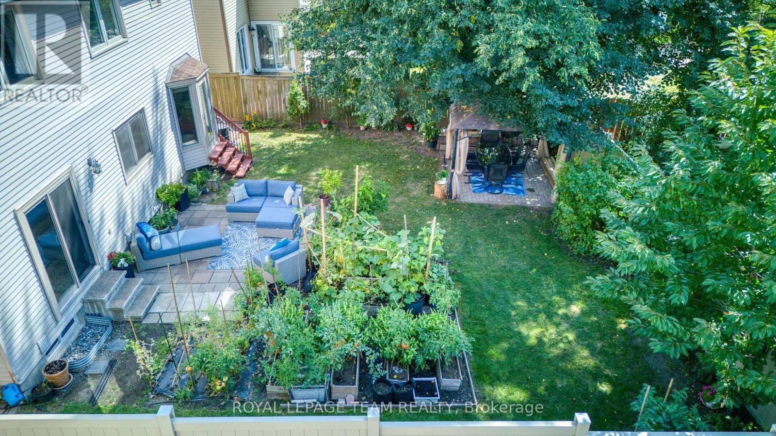 8 Huntsman Crescent, Ottawa, Ontario  K2M 1J2 - Photo 43 - X12399784