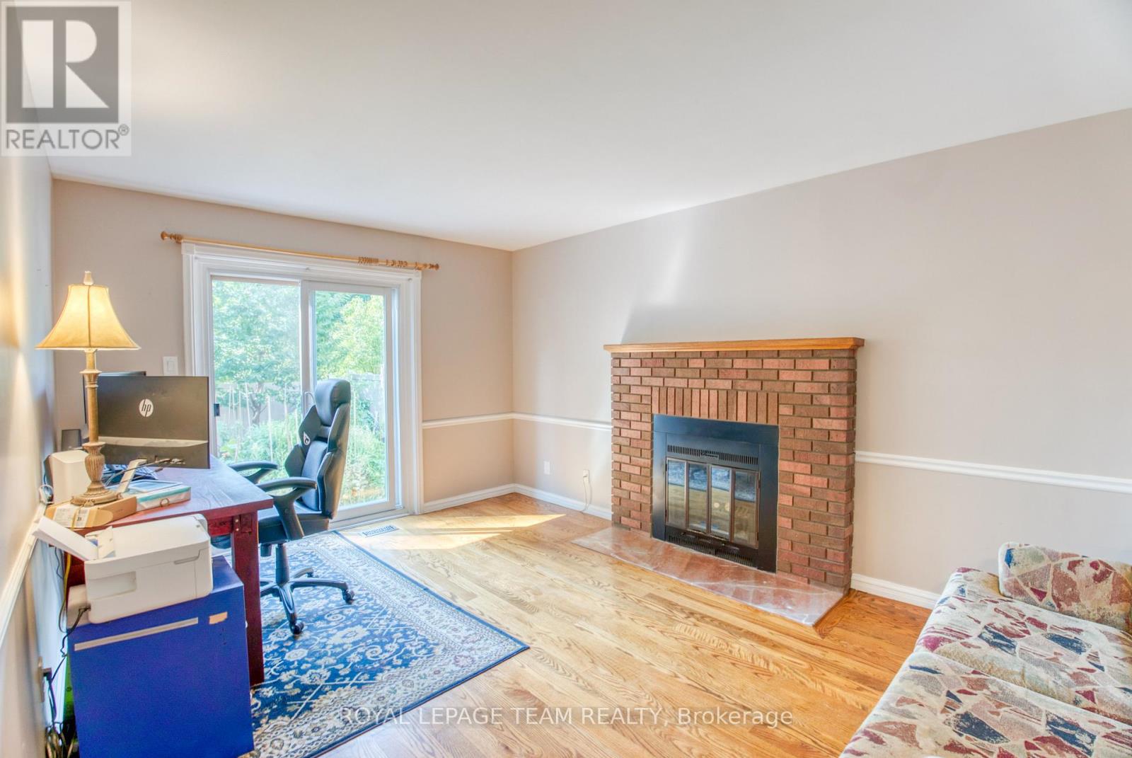8 Huntsman Crescent, Ottawa, Ontario  K2M 1J2 - Photo 9 - X12399784