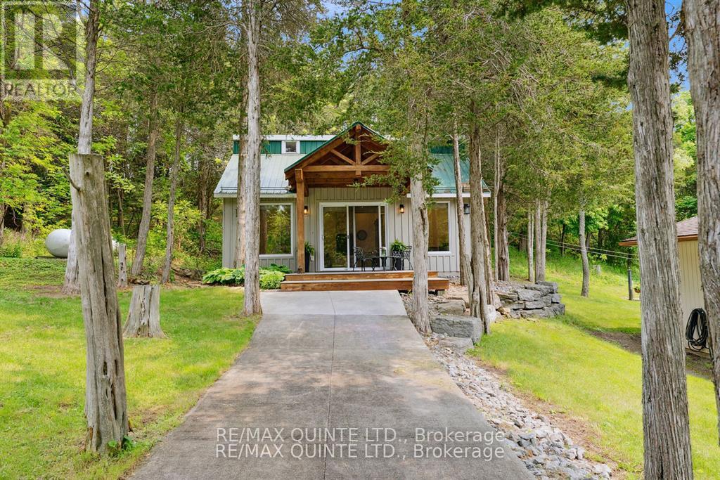 3225 County Road 8, Prince Edward County, Ontario  K0K 2T0 - Photo 32 - X12370437