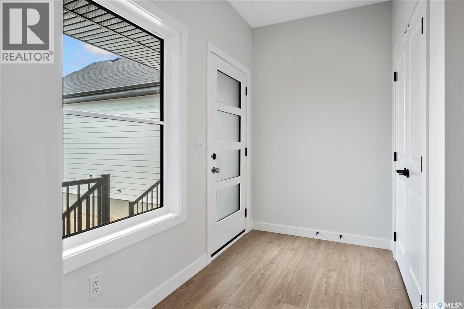 127 Katz Avenue, Saskatoon, Saskatchewan  S7V 1S9 - Photo 3 - SK016233