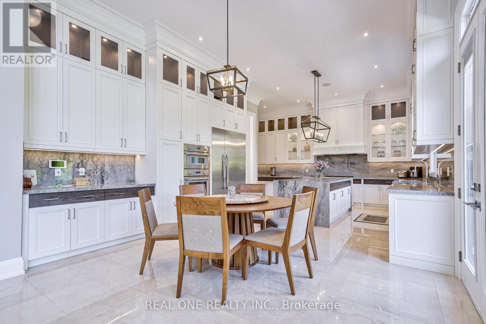 170 Ward Avenue, East Gwillimbury (Sharon), Ontario  L0G 1V0 - Photo 13 - N12399522