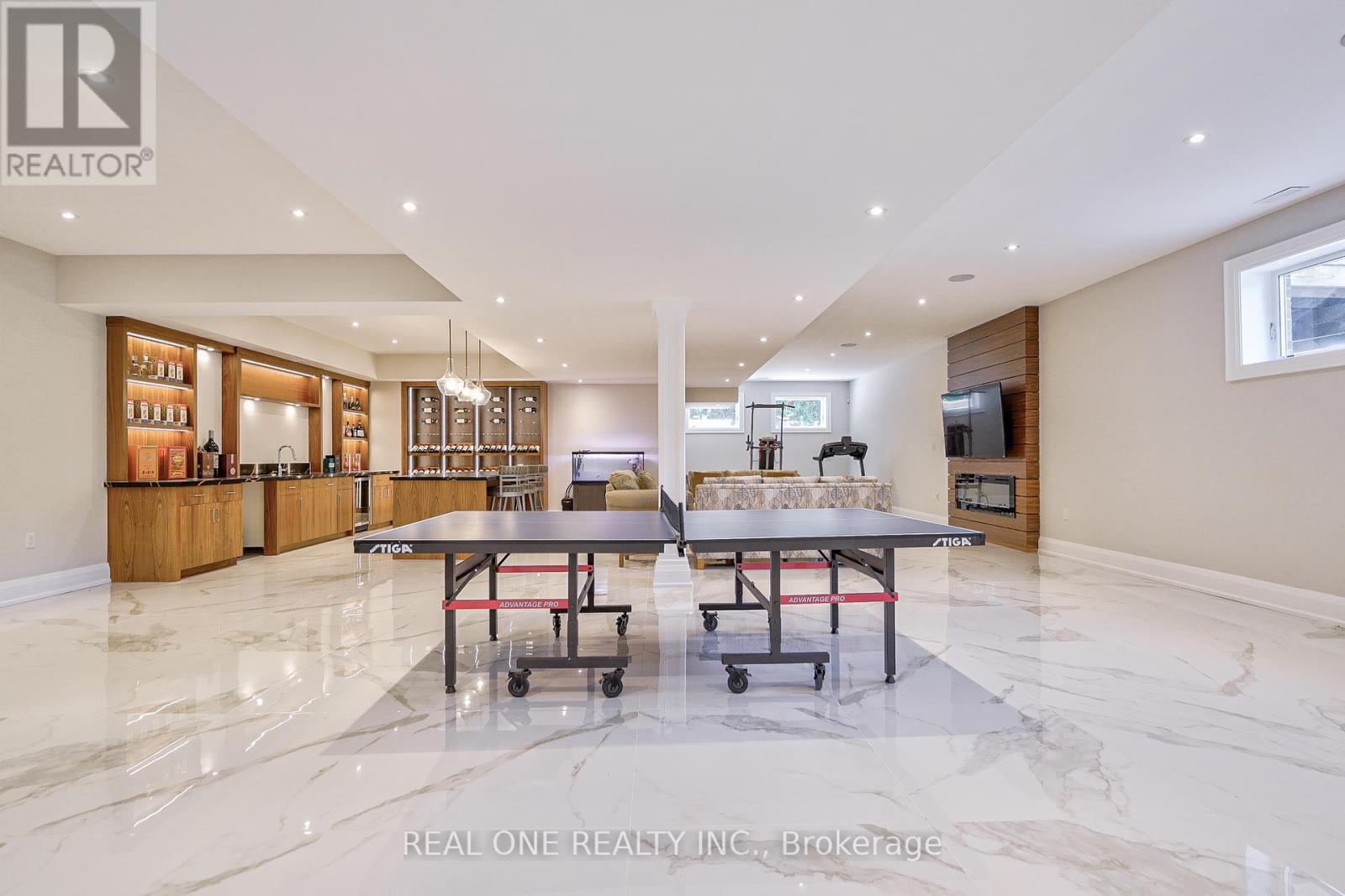 170 Ward Avenue, East Gwillimbury (Sharon), Ontario  L0G 1V0 - Photo 34 - N12399522