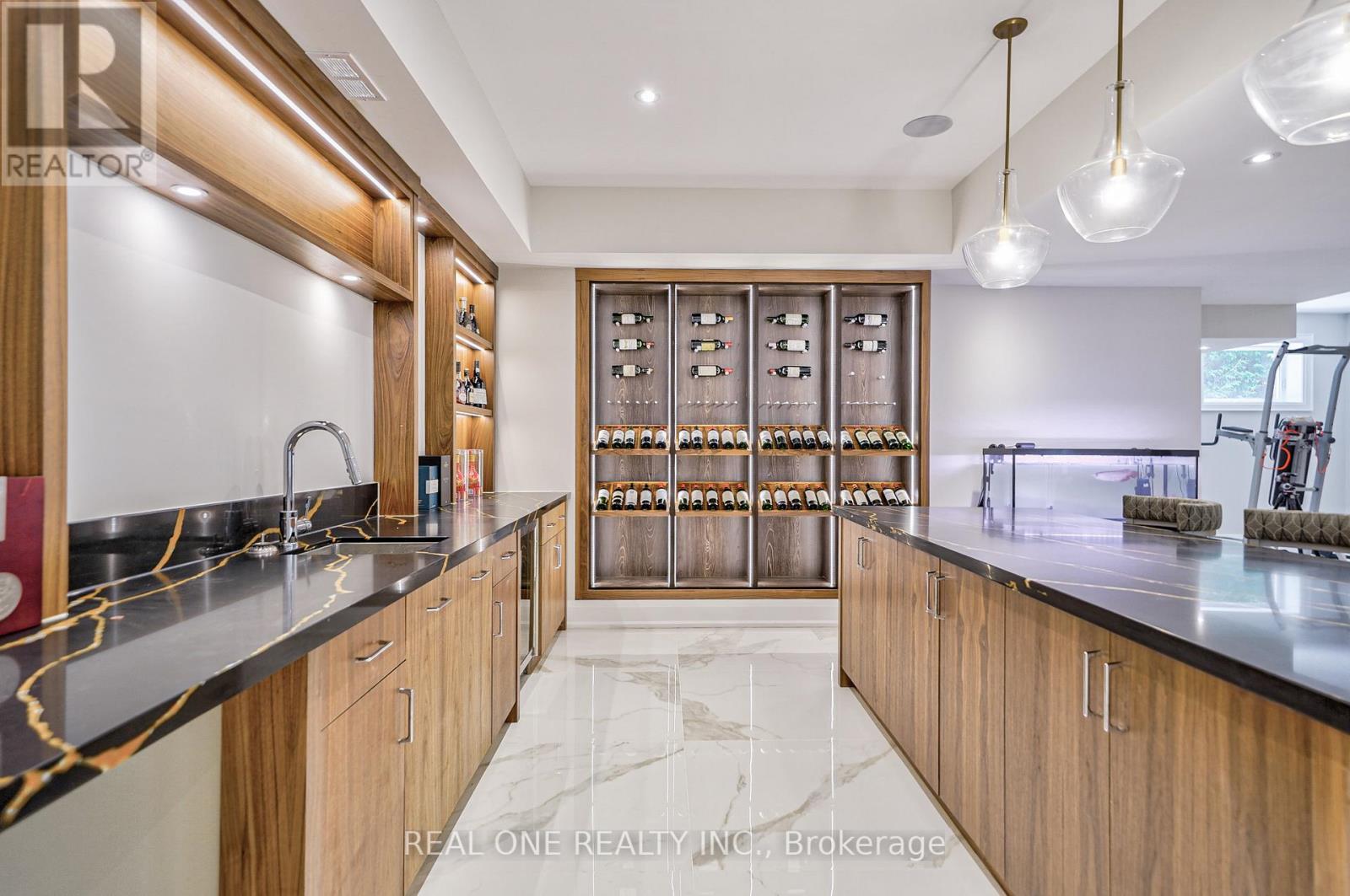 170 Ward Avenue, East Gwillimbury (Sharon), Ontario  L0G 1V0 - Photo 38 - N12399522