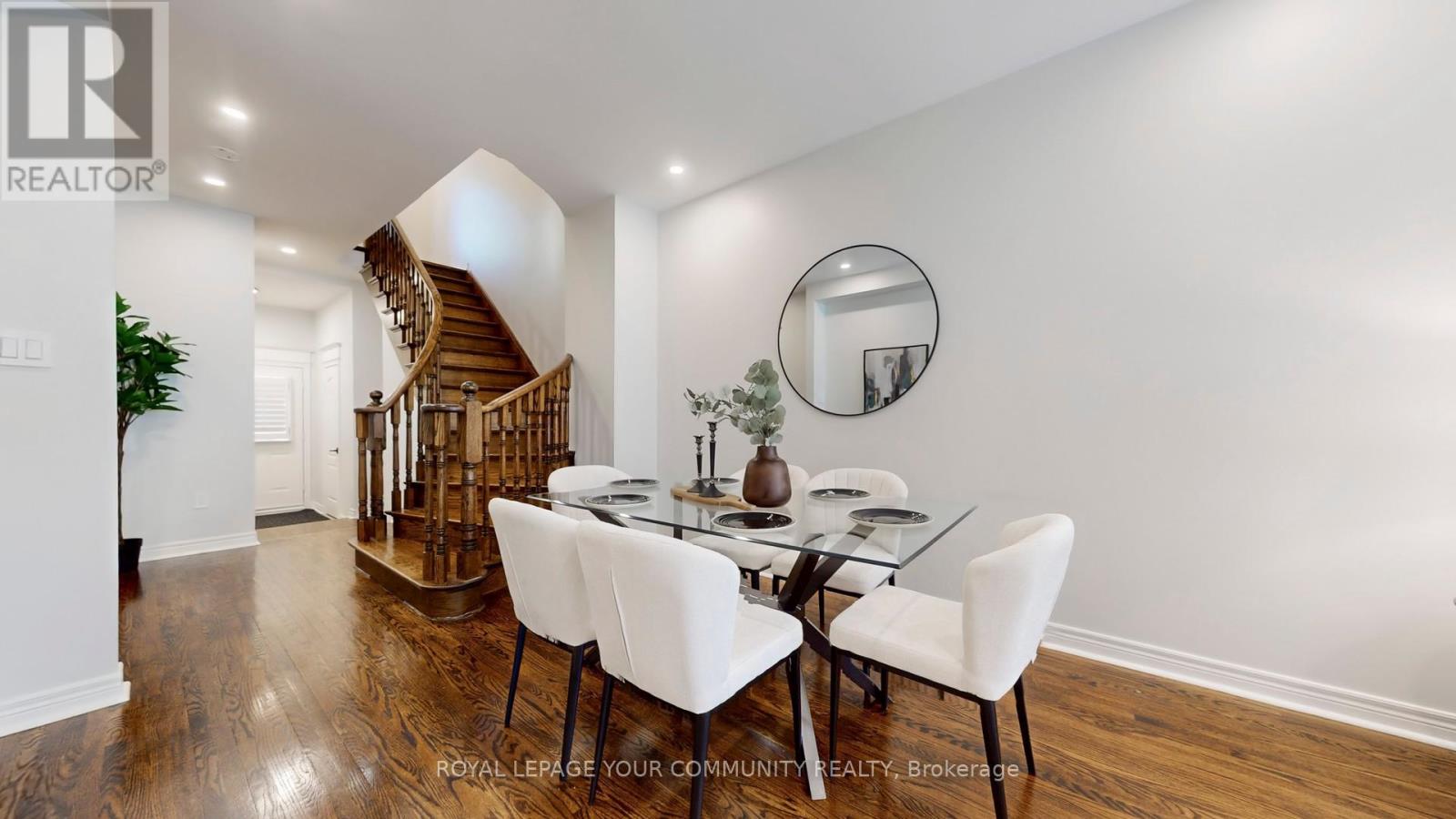 164 - 190 Harding Boulevard W, Richmond Hill (North Richvale), Ontario  L4C 0J9 - Photo 16 - N12399606