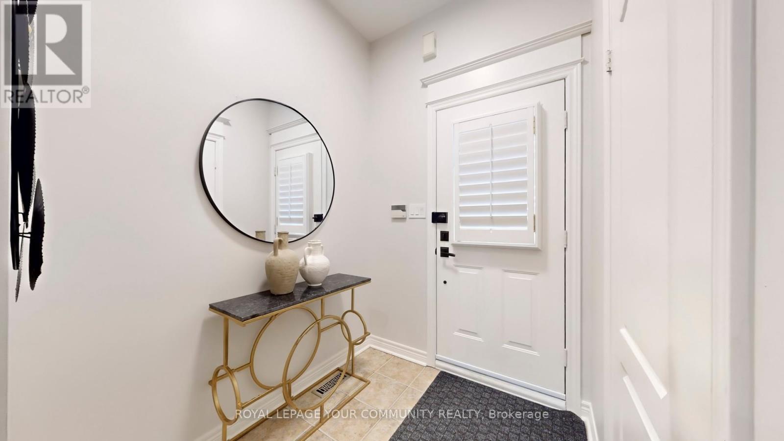 164 - 190 Harding Boulevard W, Richmond Hill (North Richvale), Ontario  L4C 0J9 - Photo 20 - N12399606