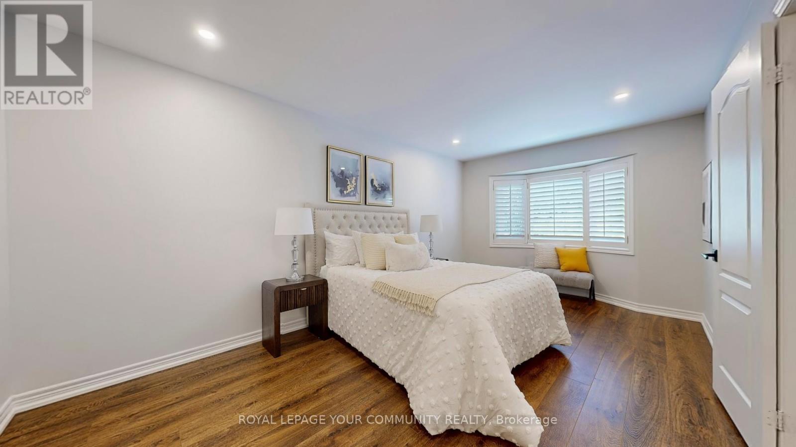 164 - 190 Harding Boulevard W, Richmond Hill (North Richvale), Ontario  L4C 0J9 - Photo 24 - N12399606