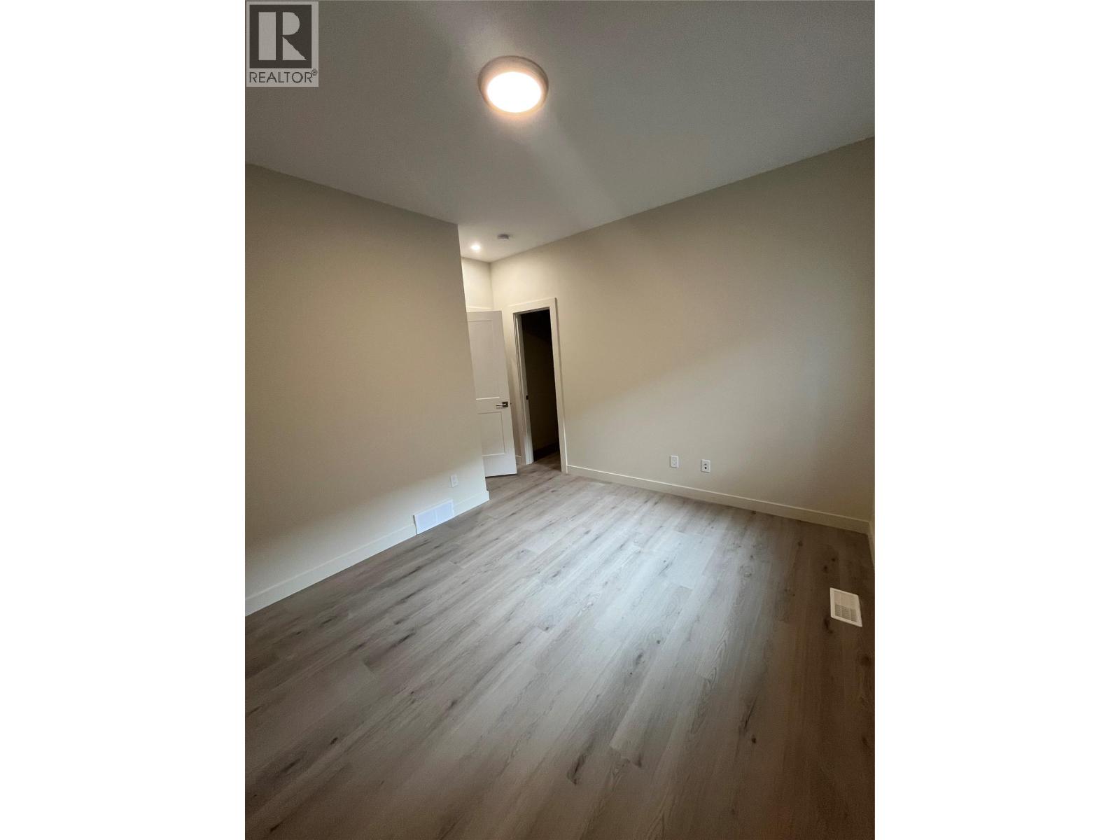 140 River Drive, Cranbrook, British Columbia V1C 0C6 - Photo 13 - 10361207