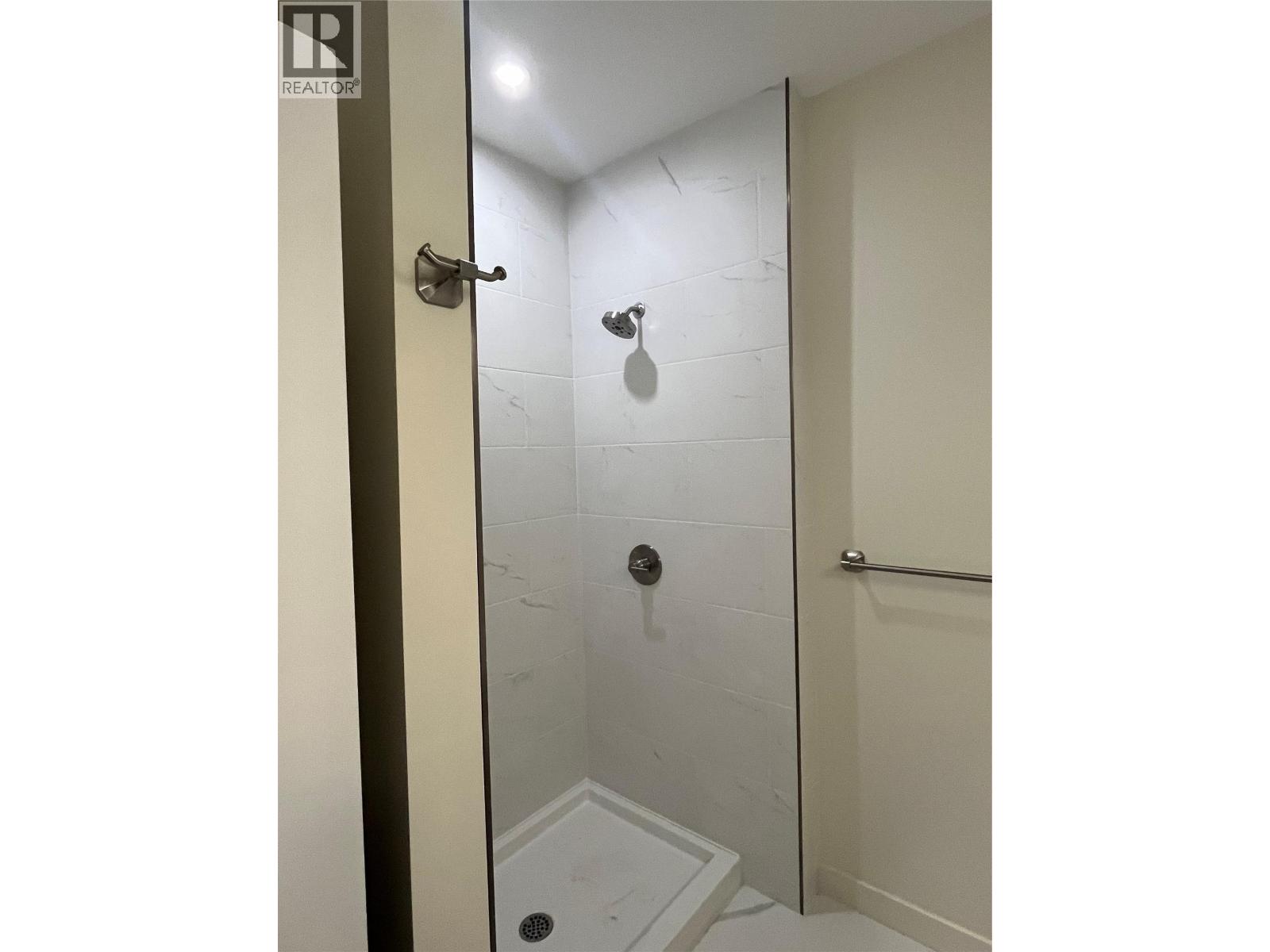 140 River Drive, Cranbrook, British Columbia V1C 0C6 - Photo 15 - 10361207